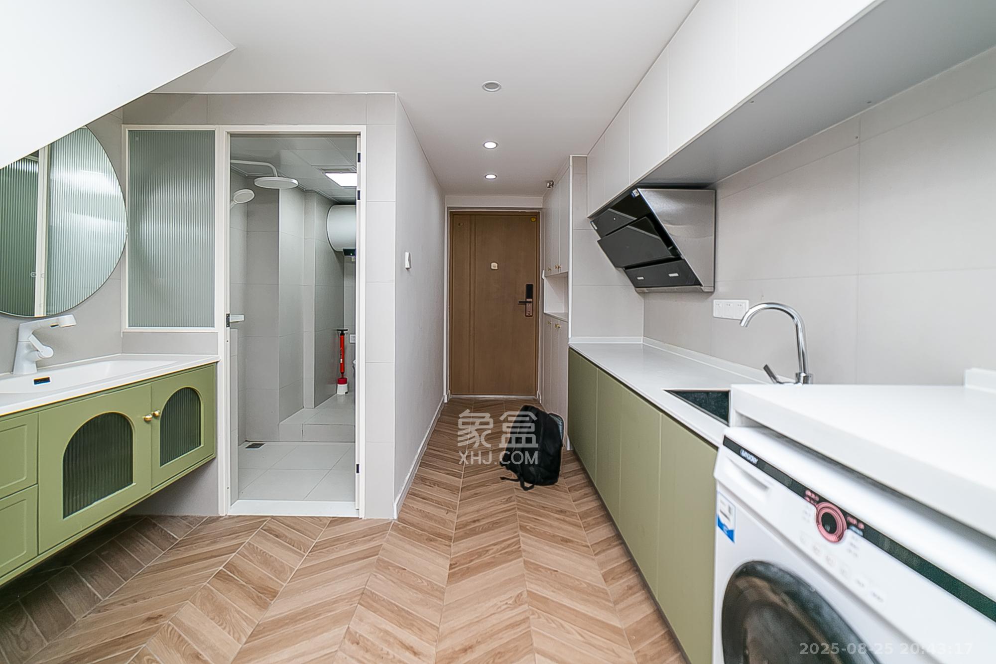 卓越江岸  1室1厅1卫    41.0万 卓越江岸  1室1厅1卫    41.0万其他