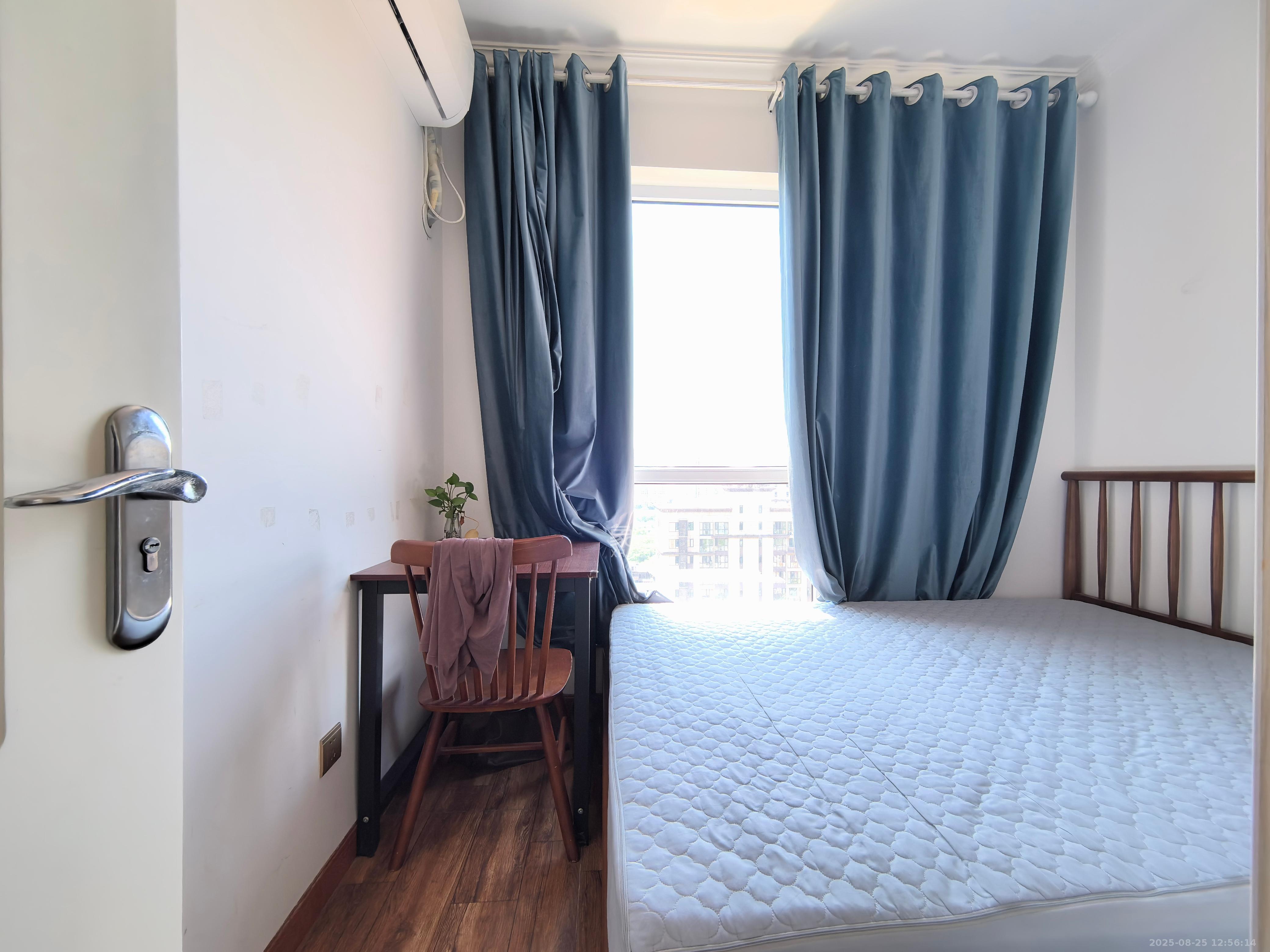 COCO蜜城  3室2厅1卫    2380.0元/月 COCO蜜城  3室2厅1卫    2380.0元/月室内图