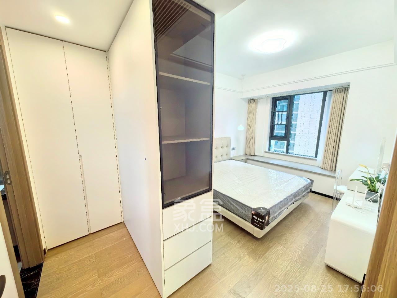 中海麓山境南区 3室2厅2卫 3000.00元/月 中海麓山境南区 3室2厅2卫 3000.00元/月室内图