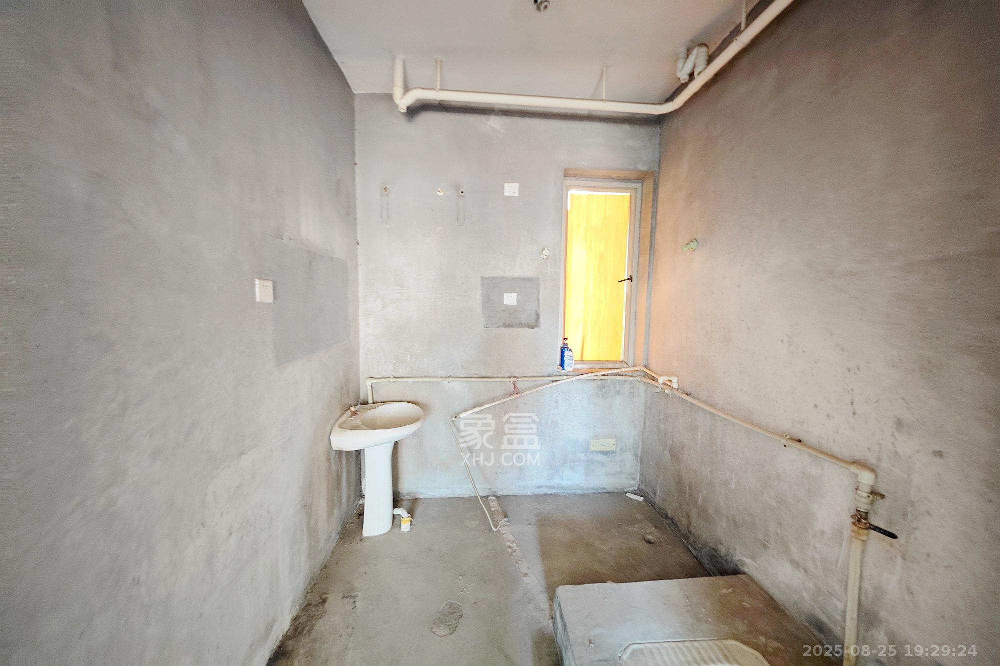 华雅花园 3室2厅2卫 110.0万 华雅花园 3室2厅2卫 110.0万其他