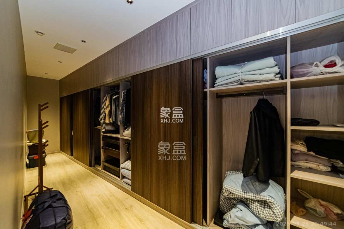 北辰定江洋  5室3厅4卫    918.0万 北辰定江洋  5室3厅4卫    918.0万其他