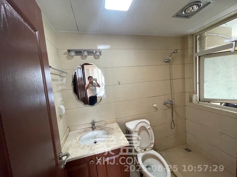 郡原居里 2室2厅1卫 1600.0元/月 郡原居里 2室2厅1卫 1600.0元/月室内图