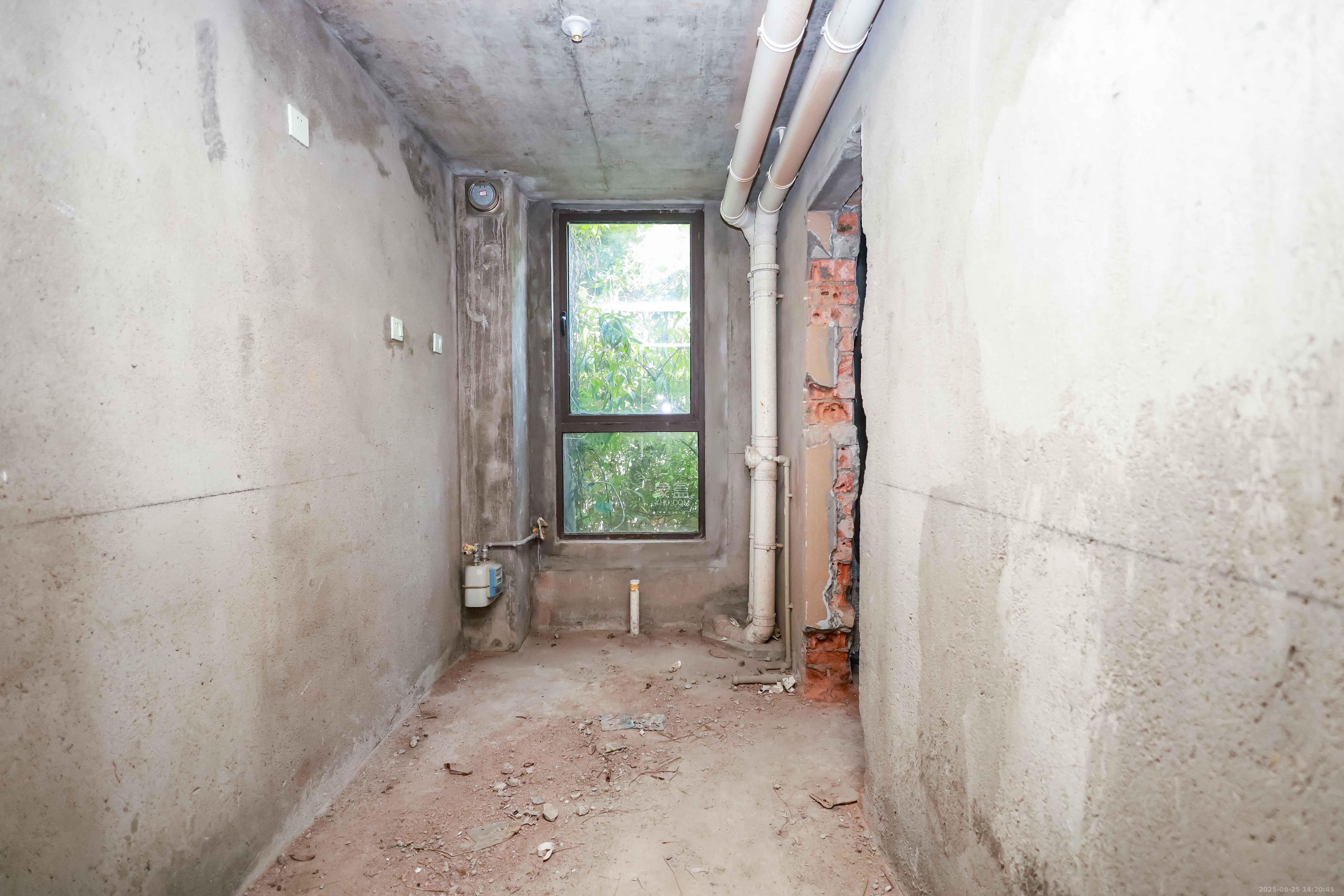 奥克斯缔壹城 3室2厅2卫 270.0万 奥克斯缔壹城 3室2厅2卫 270.0万厨房