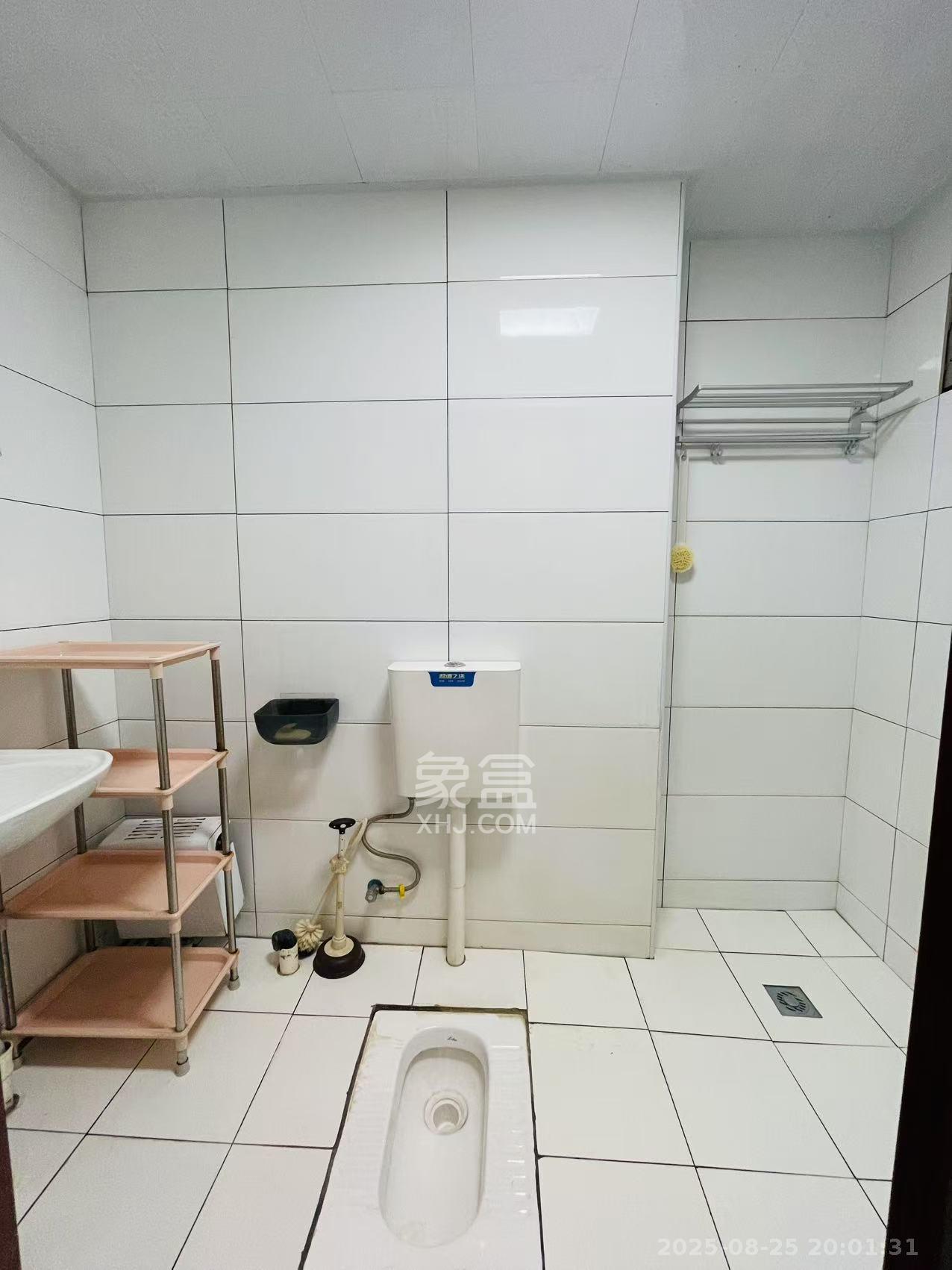 怡海星城 1室1厅1卫 900.0元/月 怡海星城 1室1厅1卫 900.0元/月室内图