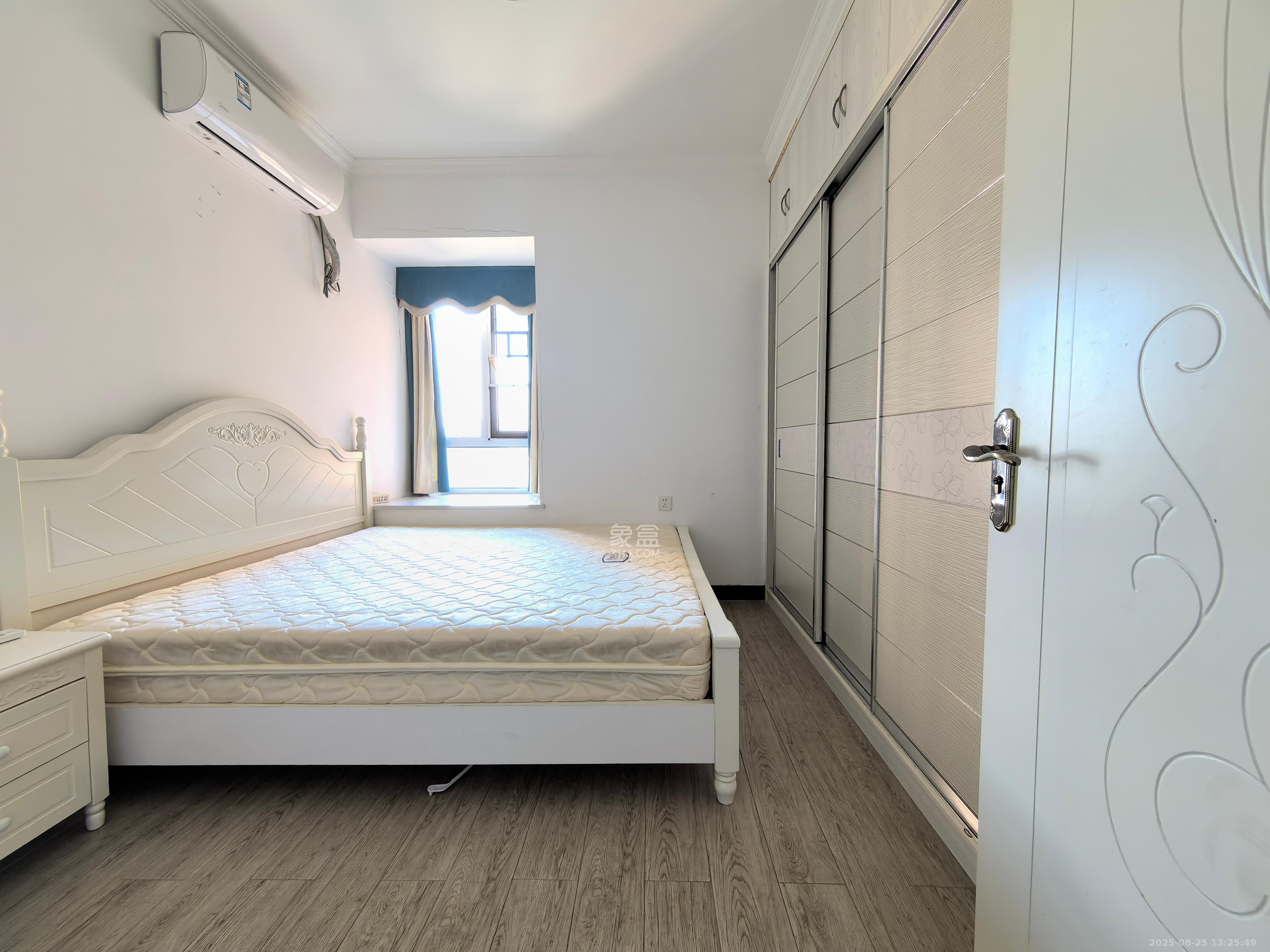 COCO蜜城  3室2厅1卫    2600.0元/月 COCO蜜城  3室2厅1卫    2600.0元/月室内图