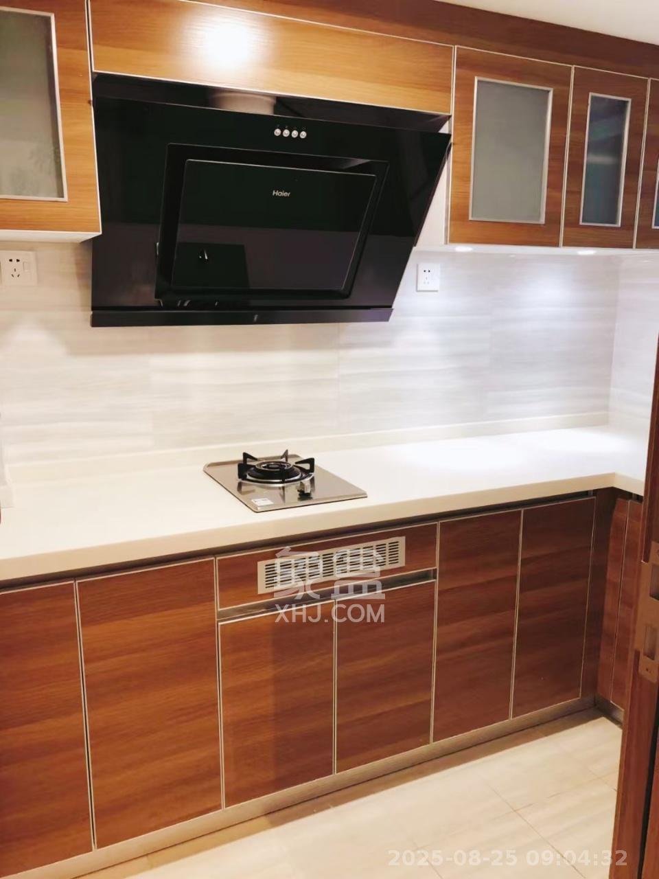 恒大翡翠华庭 1室1厅1卫 1600.0元/月 恒大翡翠华庭 1室1厅1卫 1600.0元/月室内图