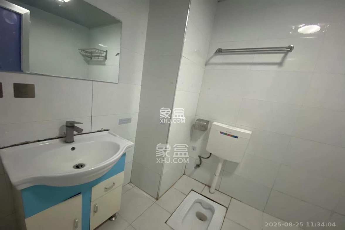 上峰苑(兰亭玥岛)  1室1厅1卫    1500.0元/月 上峰苑(兰亭玥岛)  1室1厅1卫    1500.0元/月室内图