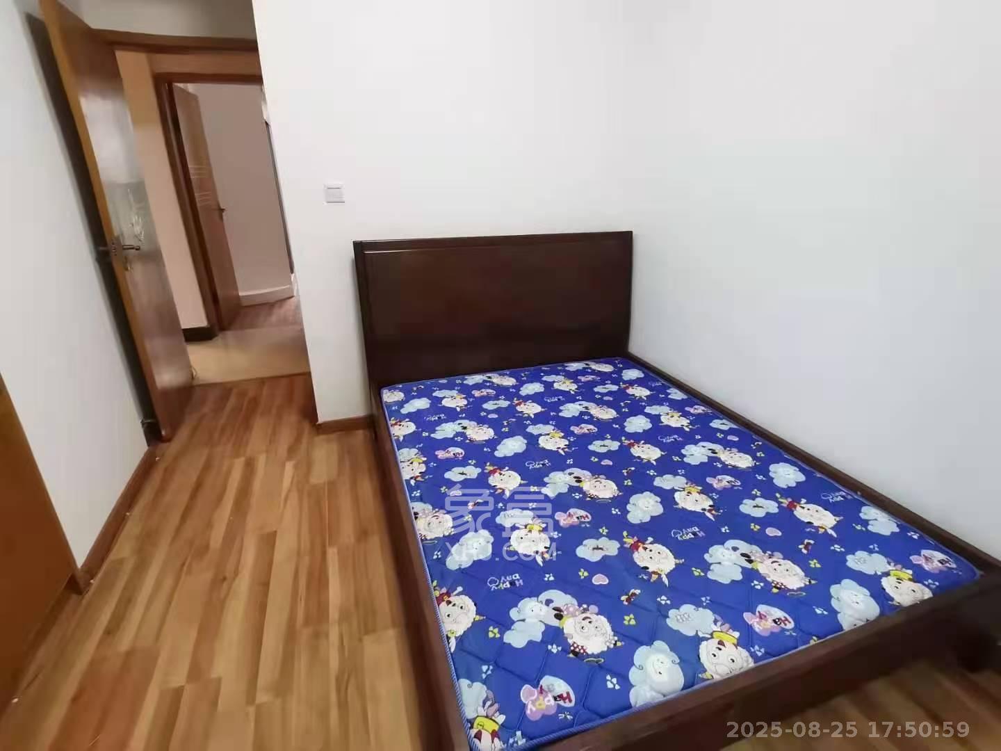 格林星城 3室2厅1卫 3000.0元/月 格林星城 3室2厅1卫 3000.0元/月室内图