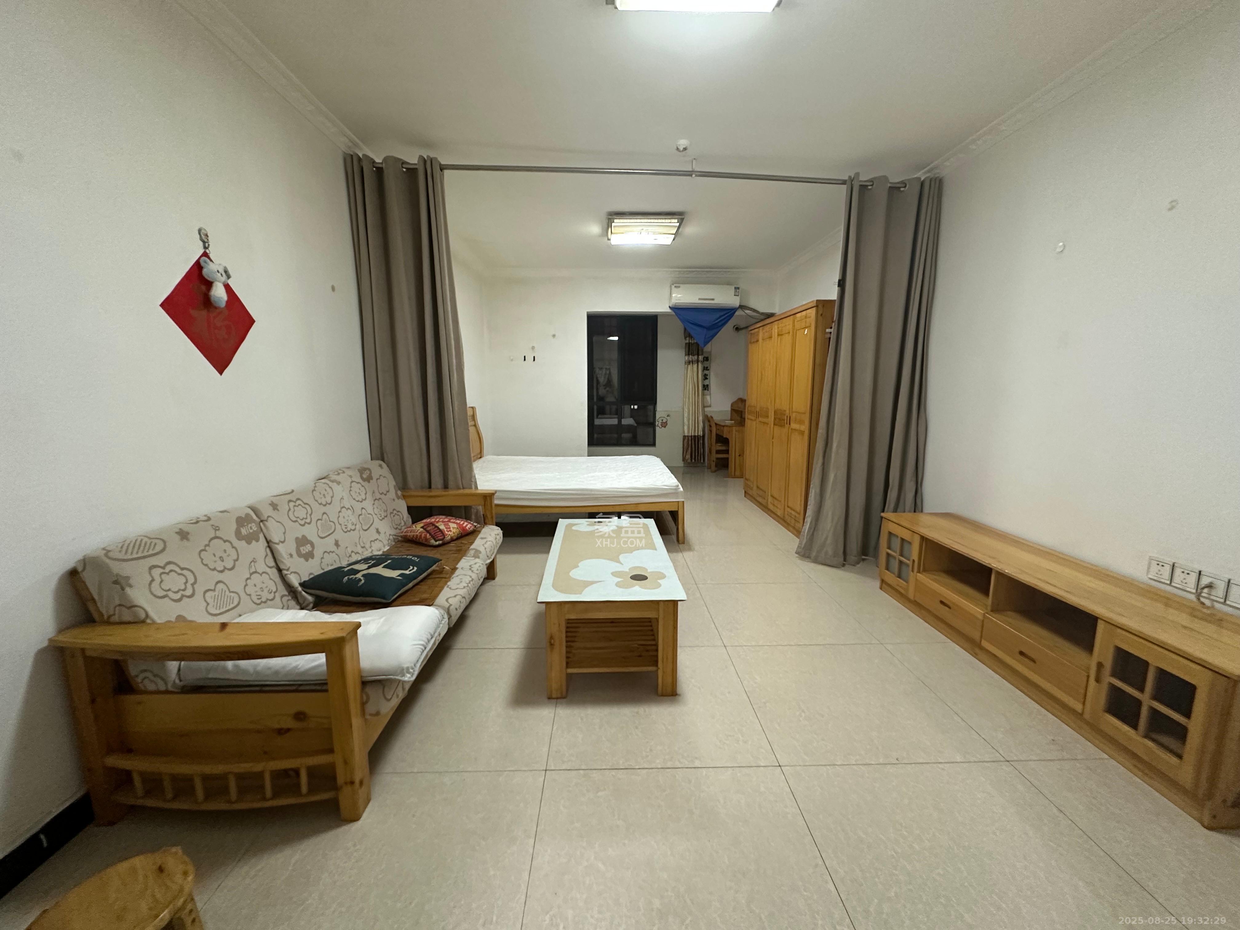 剑桥名门 1室1厅1卫 1300.0元/月 剑桥名门 1室1厅1卫 1300.0元/月室内图