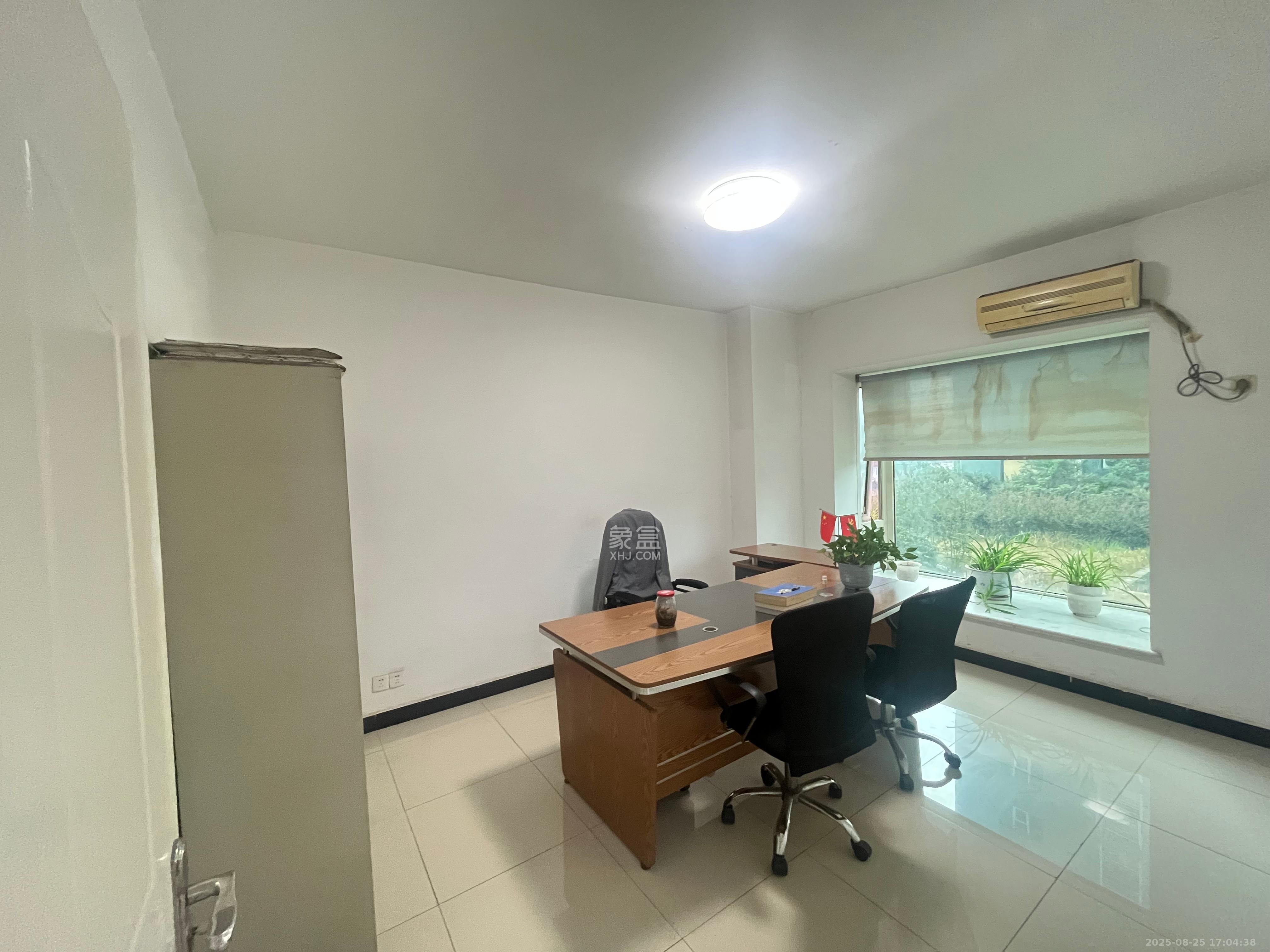 佳天国际新城  3室2厅1卫    3500.0元/月室内图