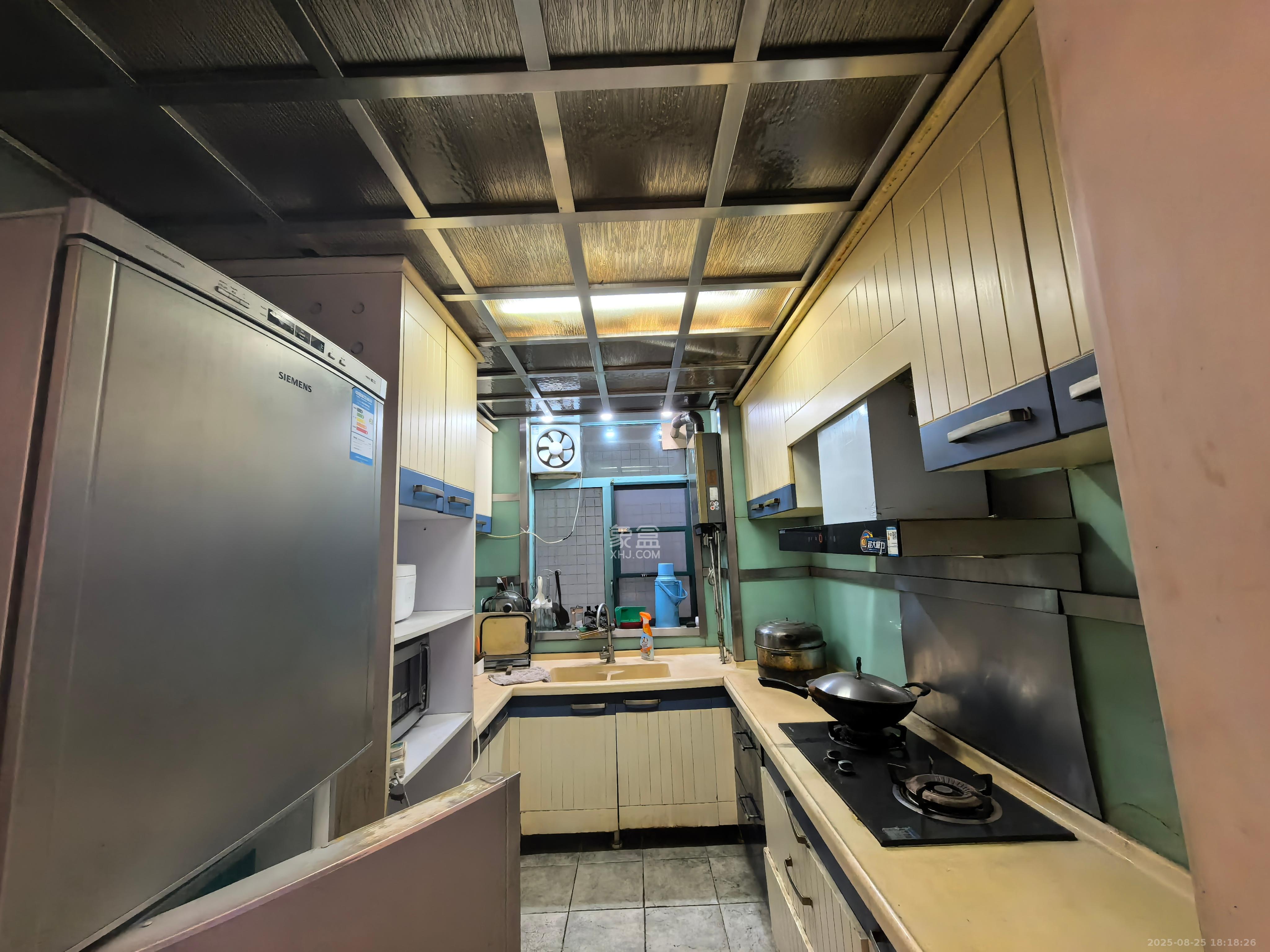 梦泽园  3室2厅1卫    3000.0元/月 梦泽园  3室2厅1卫    3000.0元/月室内图