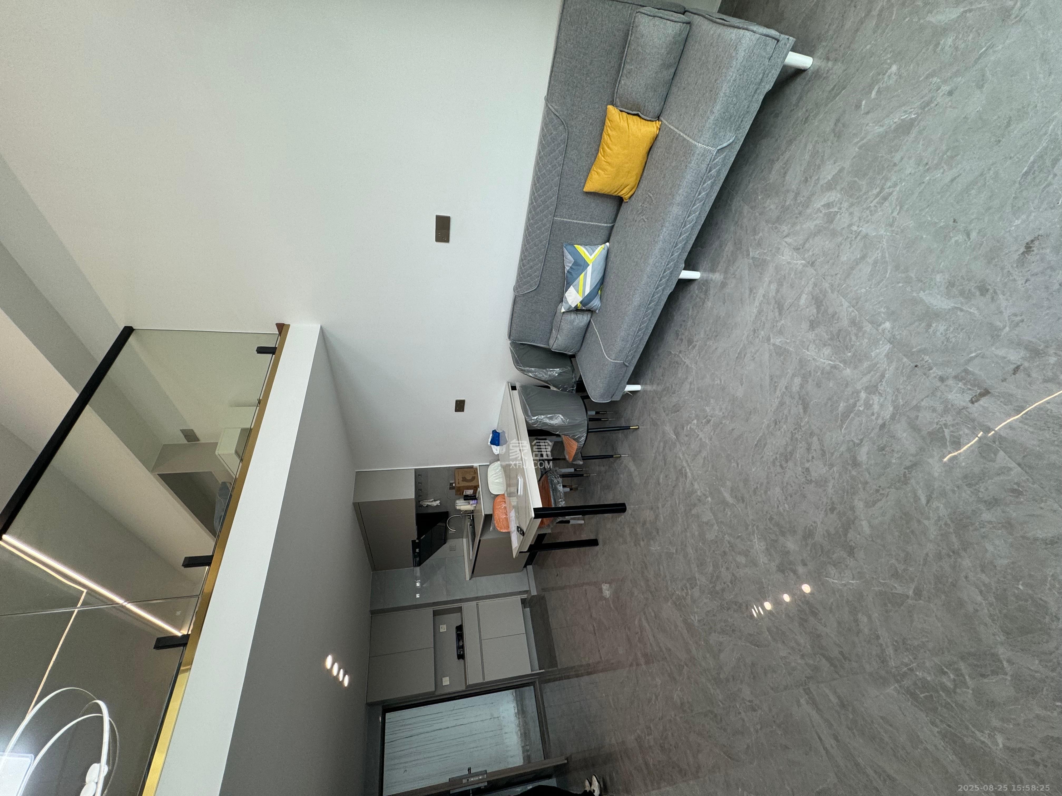 绿地商务广场 2室1厅1卫 2200.0元/月 绿地商务广场 2室1厅1卫 2200.0元/月室内图