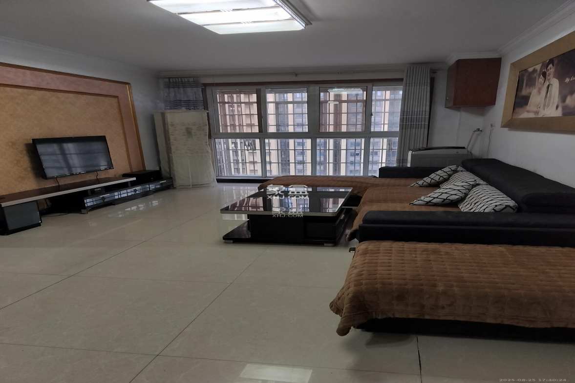 谷山乐园二期  2室2厅1卫    1800.0元/月 谷山乐园二期  2室2厅1卫    1800.0元/月室内图