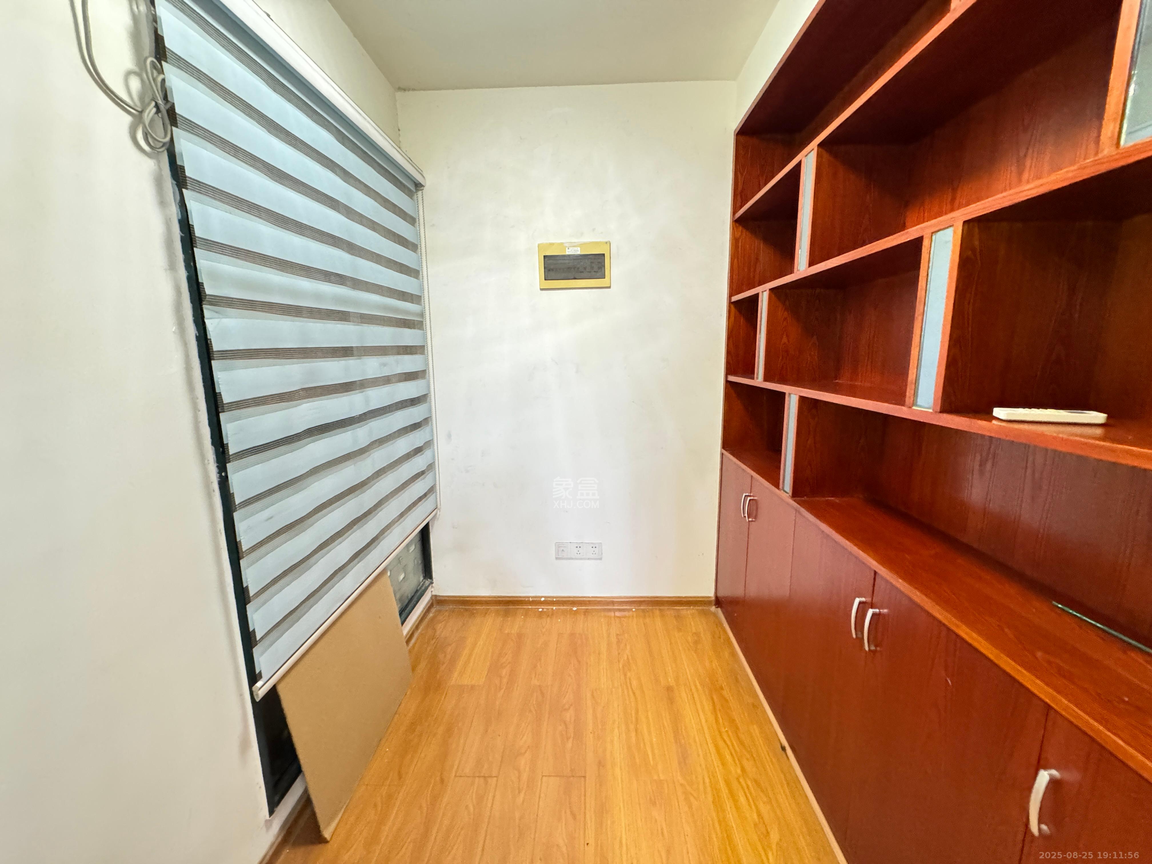 永祺西京 3室2厅2卫 3200.0元/月 永祺西京 3室2厅2卫 3200.0元/月室内图