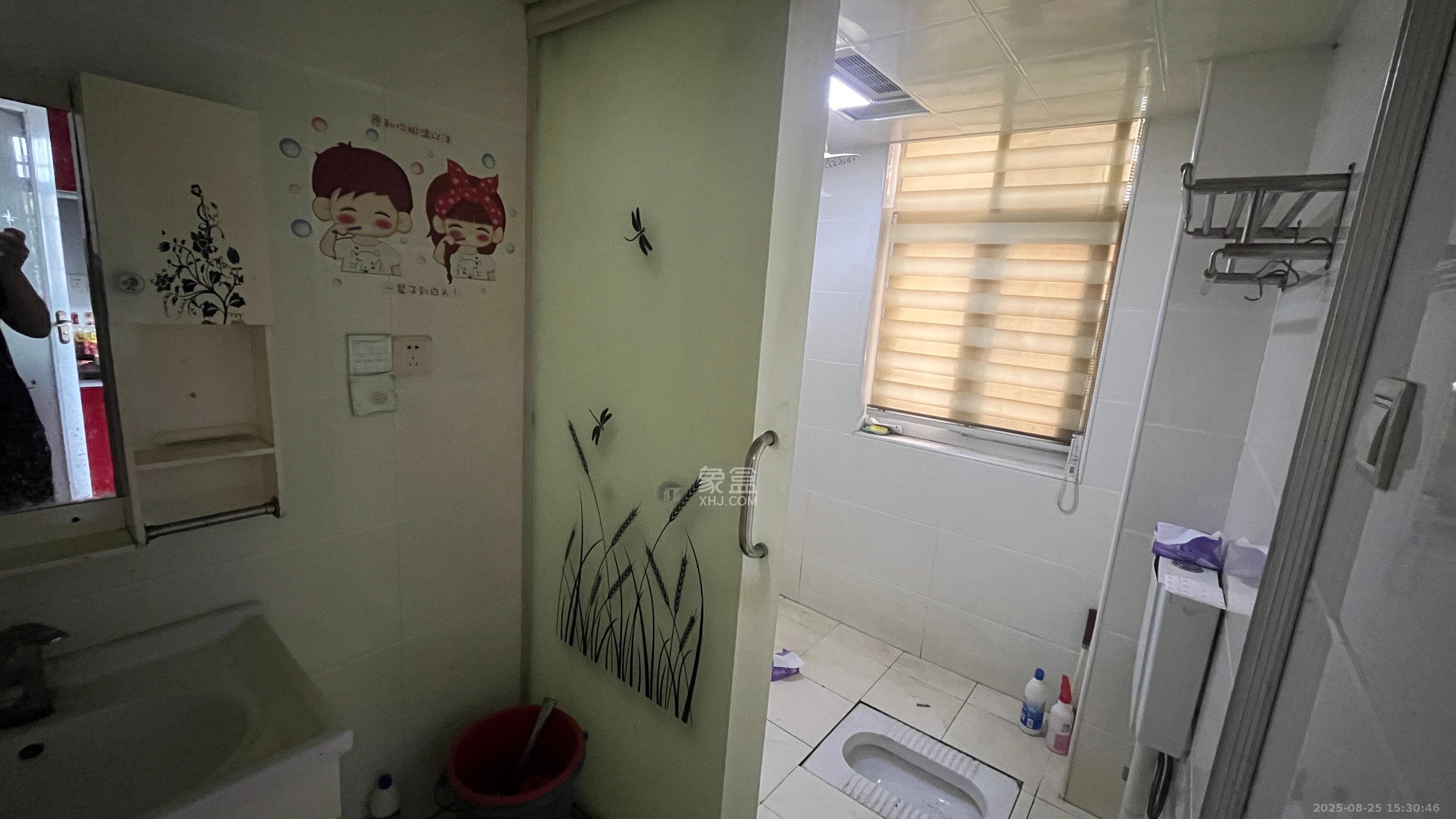 骑龙安置小区 2室1厅1卫 2000.0元/月 骑龙安置小区 2室1厅1卫 2000.0元/月室内图