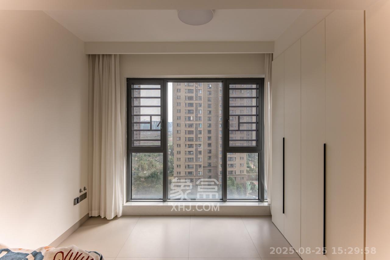 邦盛水岸御园  4室2厅2卫    2600.0元/月 邦盛水岸御园  4室2厅2卫    2600.0元/月室内图