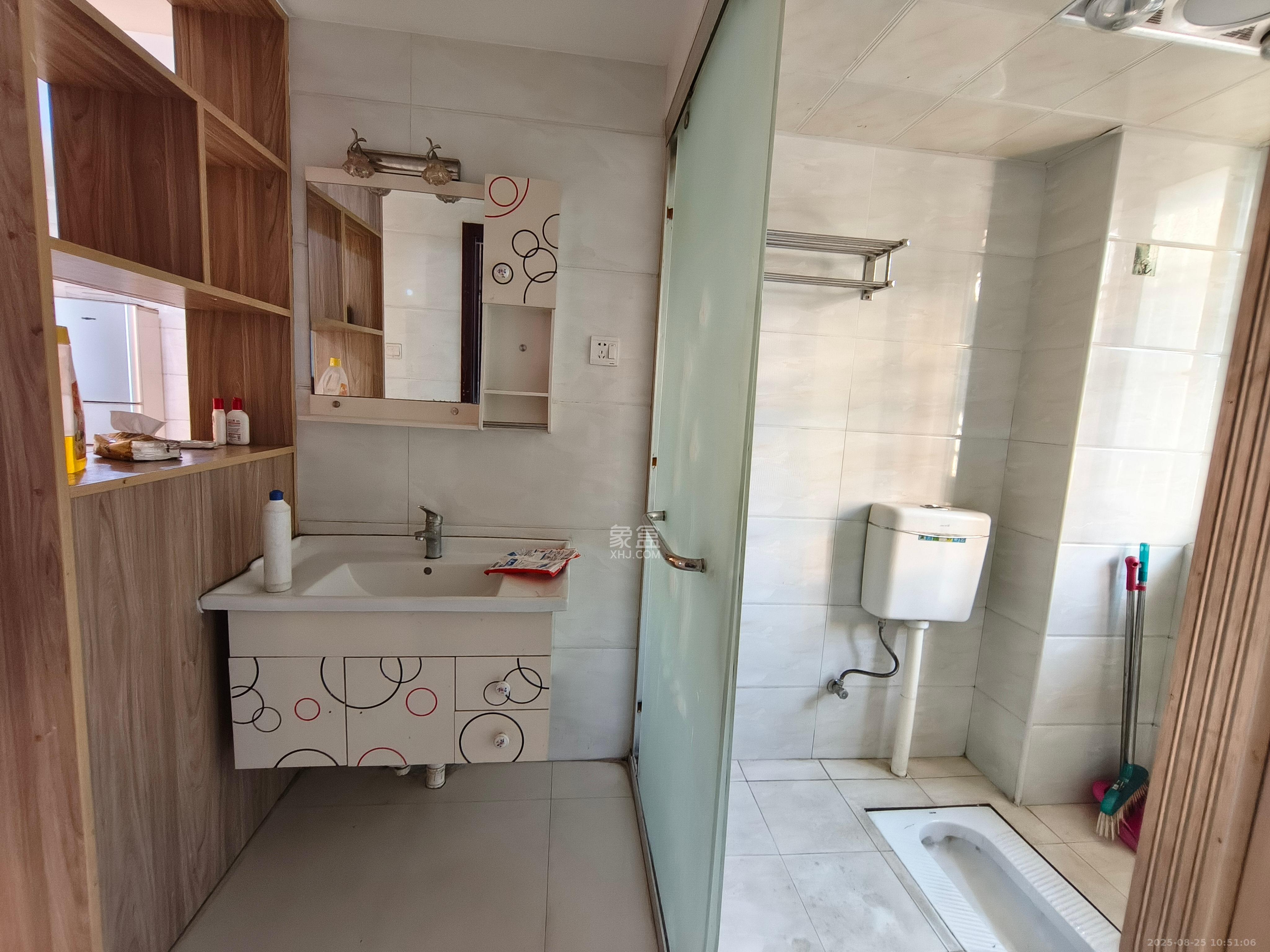 星城新宇黎锦苑 2室2厅1卫 1800.0元/月 星城新宇黎锦苑 2室2厅1卫 1800.0元/月室内图