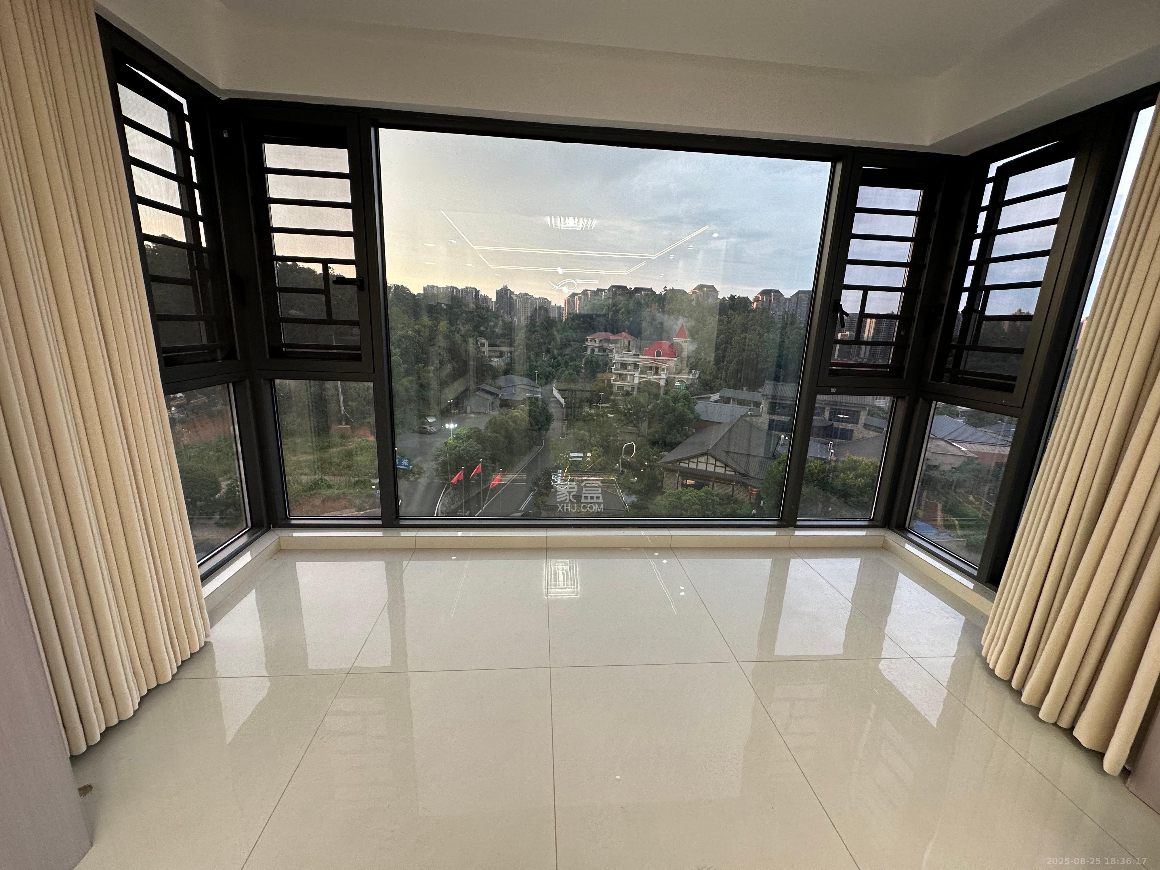 惟智园安置小区 4室2厅2卫 2600.0元/月 惟智园安置小区 4室2厅2卫 2600.0元/月室内图