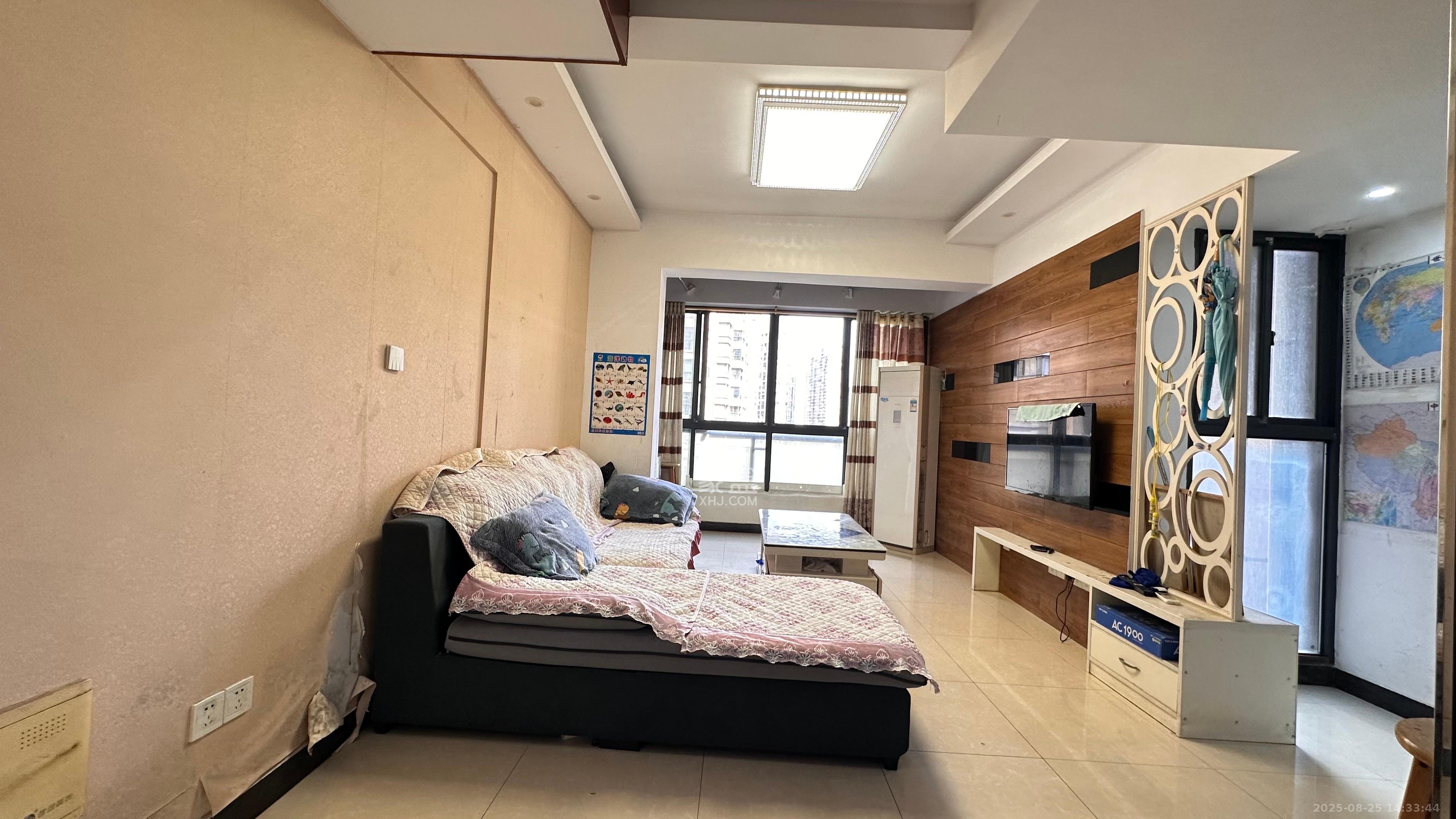 勤诚达新界  2室2厅1卫   1500.00元/月室内图