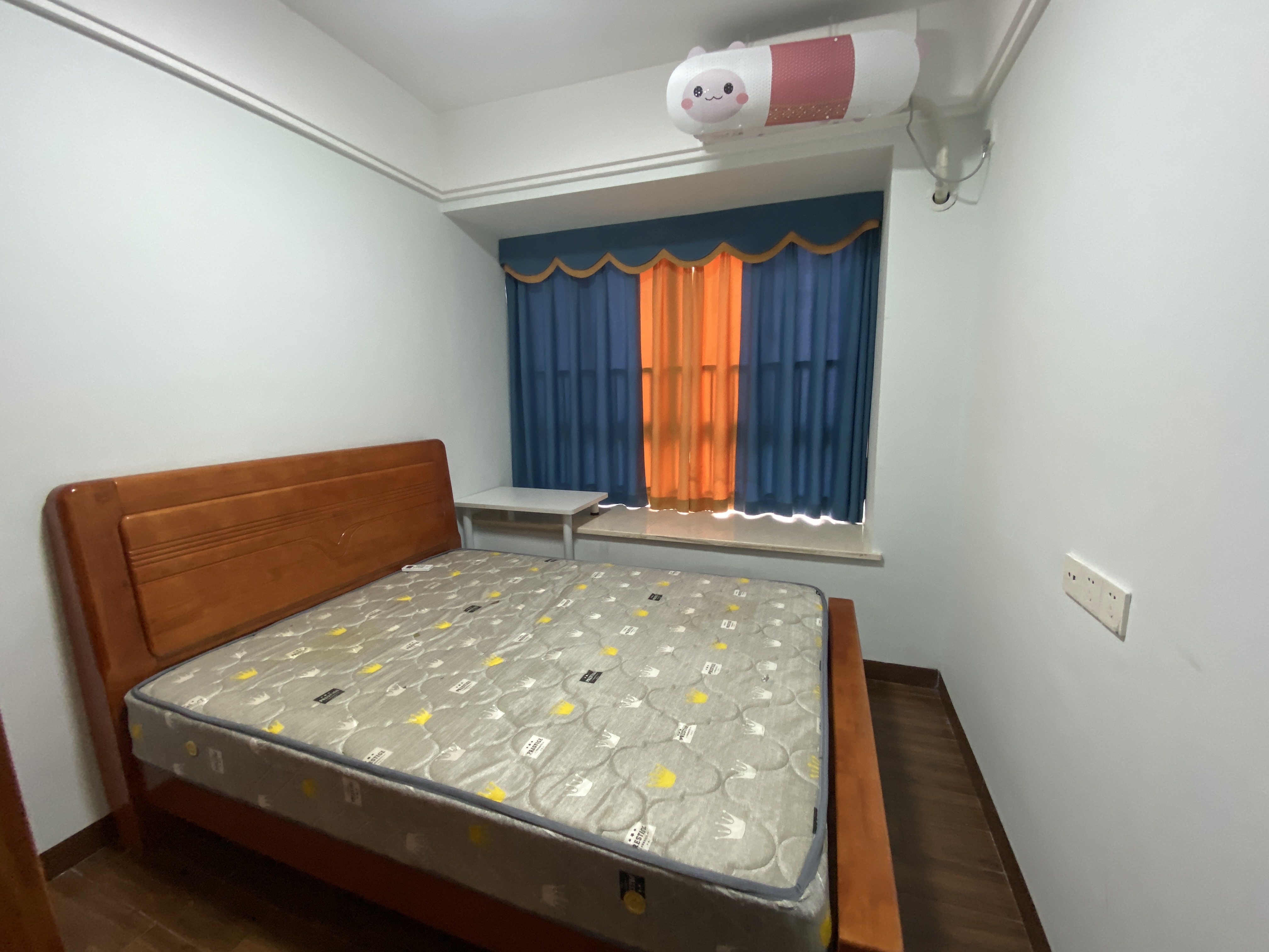 滨江世纪佳城(北区) 3室2厅2卫 2400.0元/月 滨江世纪佳城(北区) 3室2厅2卫 2400.0元/月室内图