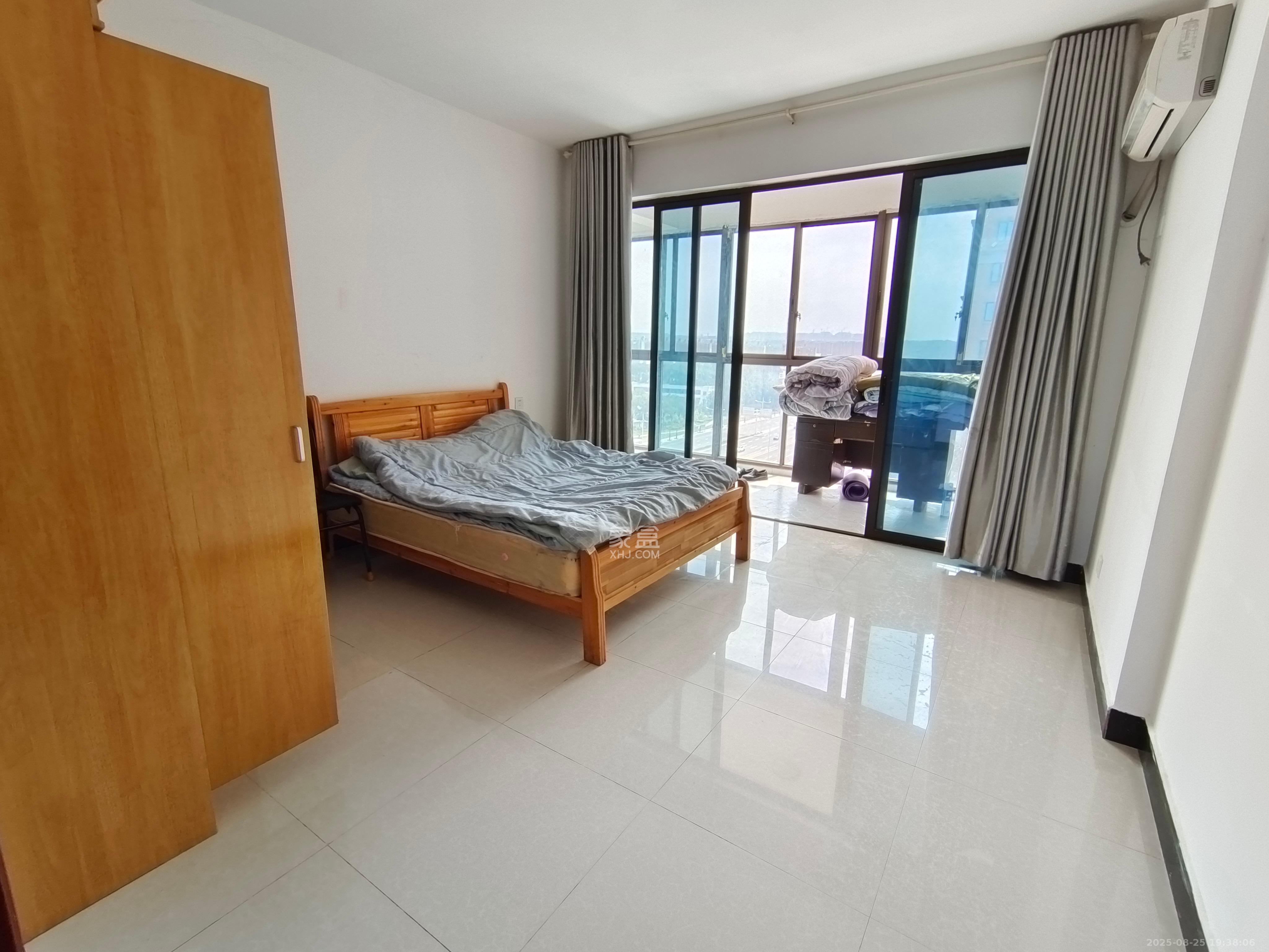 鑫远和城(一、二期) 3室2厅2卫 2200.0元/月 鑫远和城(一、二期) 3室2厅2卫 2200.0元/月室内图