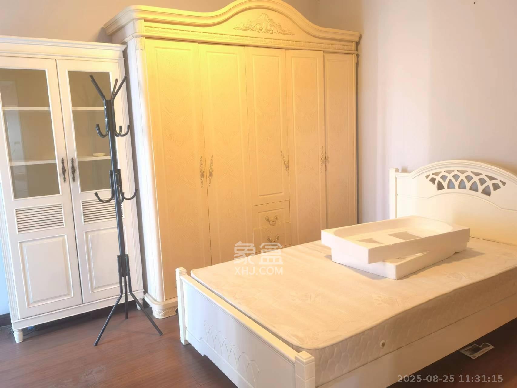 美林银谷  3室2厅2卫    3100.0元/月 美林银谷  3室2厅2卫    3100.0元/月室内图