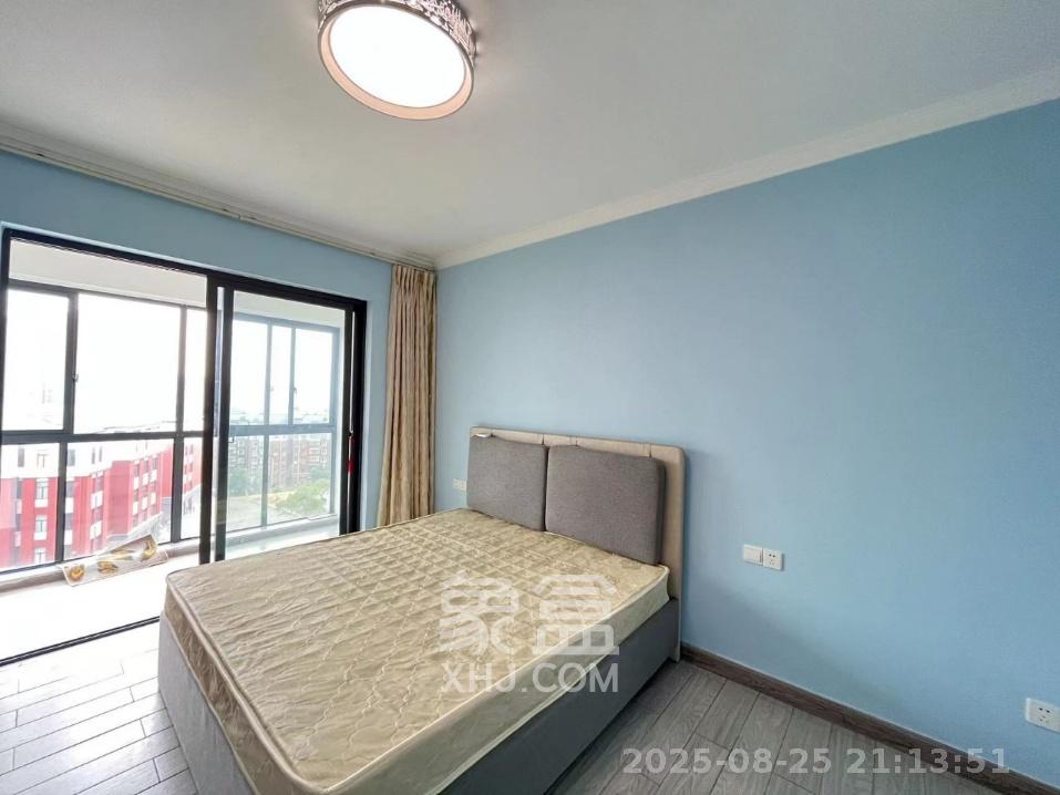 轻盐阳光CEO(轻盐雅苑)(轻奢时代)  3室2厅2卫    2600.0元/月 轻盐阳光CEO(轻盐雅苑)(轻奢时代)  3室2厅2卫    2600.0元/月室内图