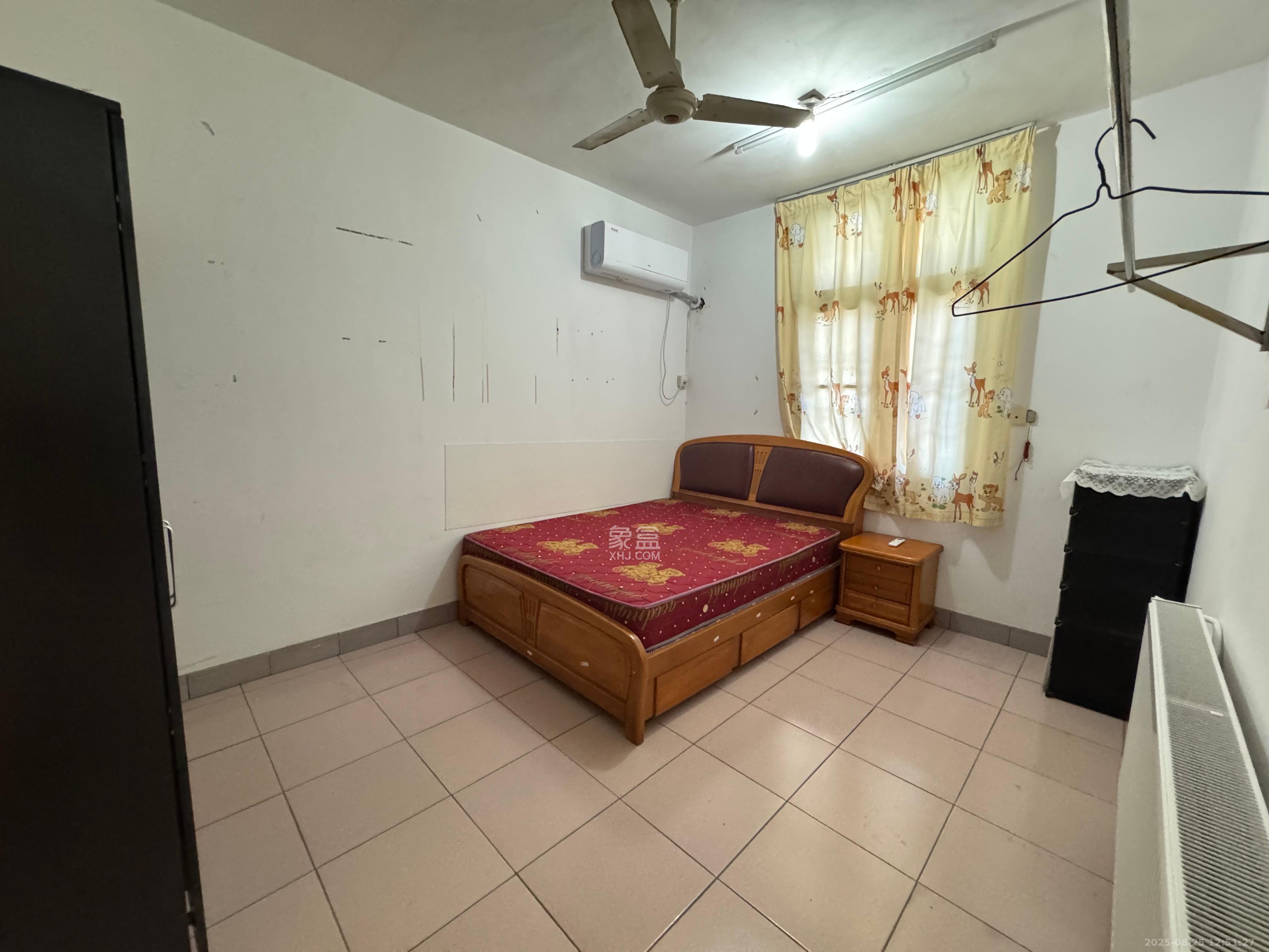 仰天湖省送变电宿舍  3室2厅1卫    2200.0元/月 仰天湖省送变电宿舍  3室2厅1卫    2200.0元/月室内图