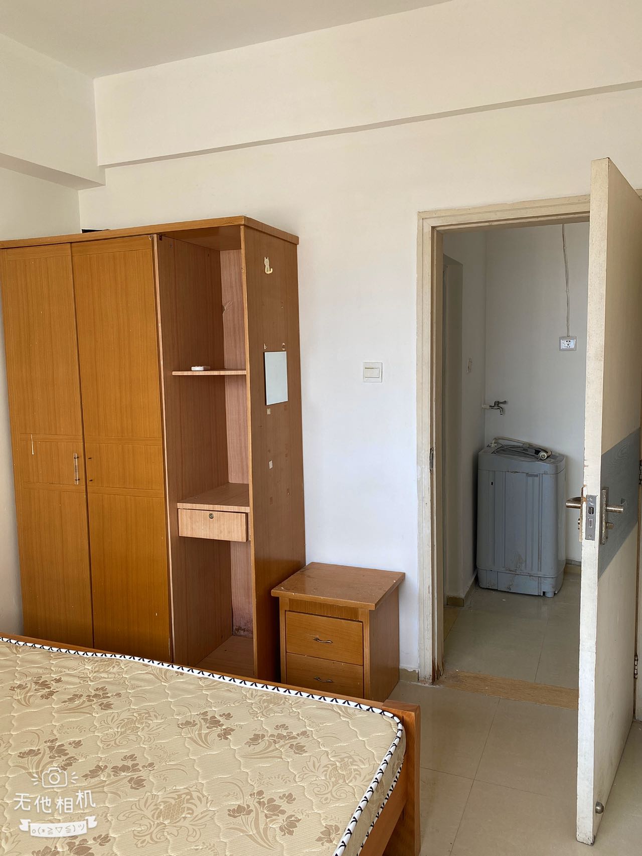 新新海岸  1室1厅1卫    1500.0元/月 新新海岸  1室1厅1卫    1500.0元/月室内图