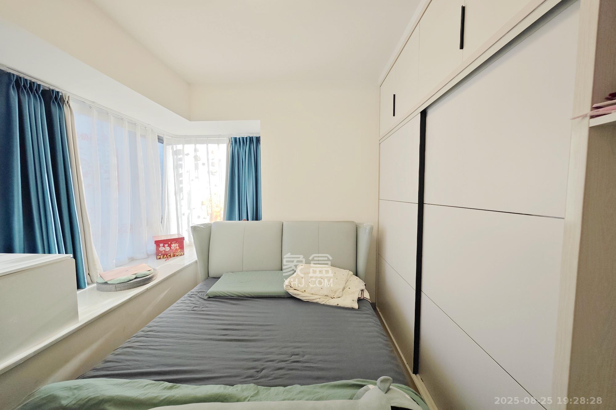 新城新世界四期柏樾 2室2厅1卫 108.00万 新城新世界四期柏樾 2室2厅1卫 108.00万卧室