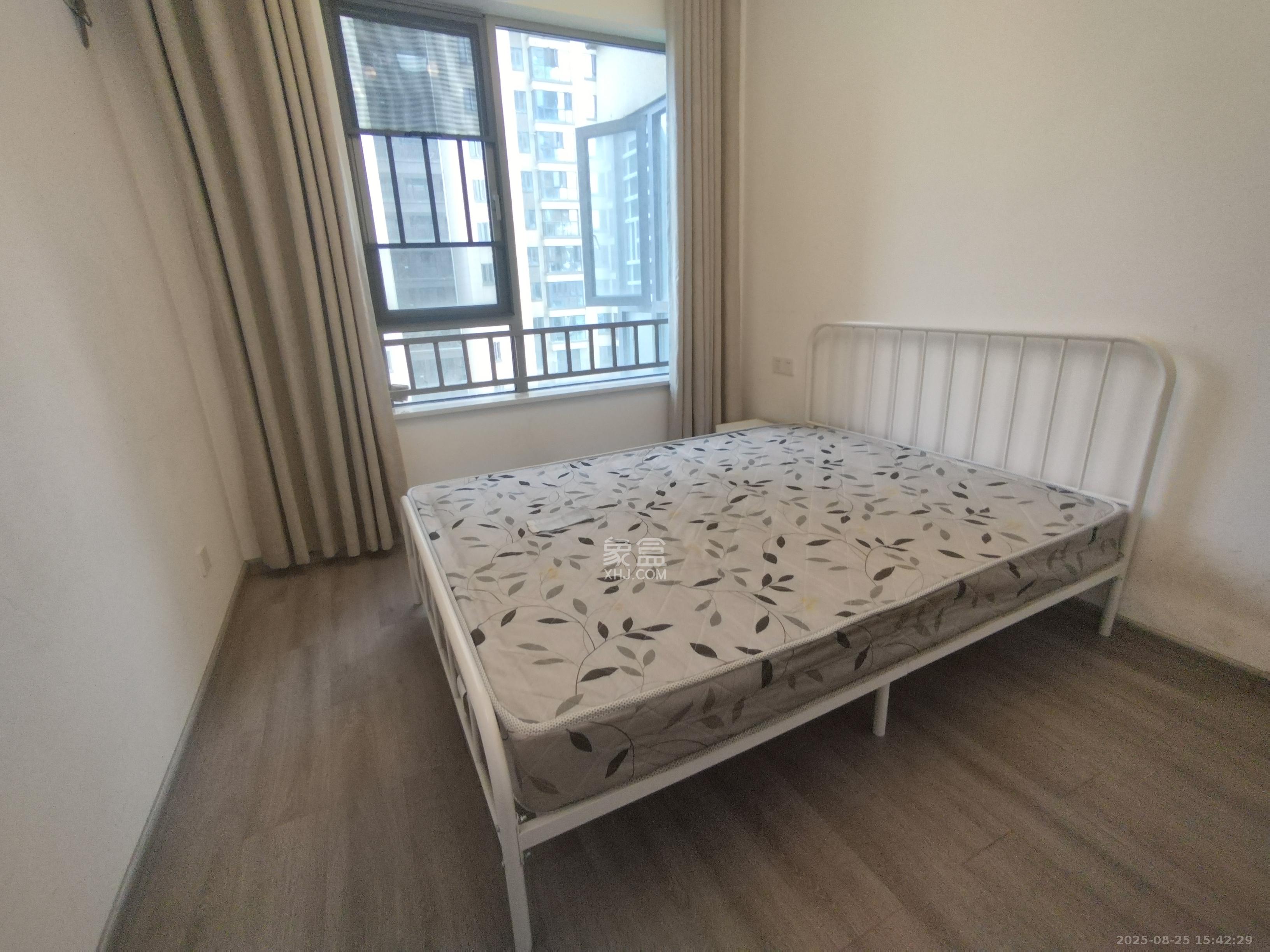 梅溪湖金茂悦（金悦雅苑）  4室1厅2卫    3500.0元/月室内图