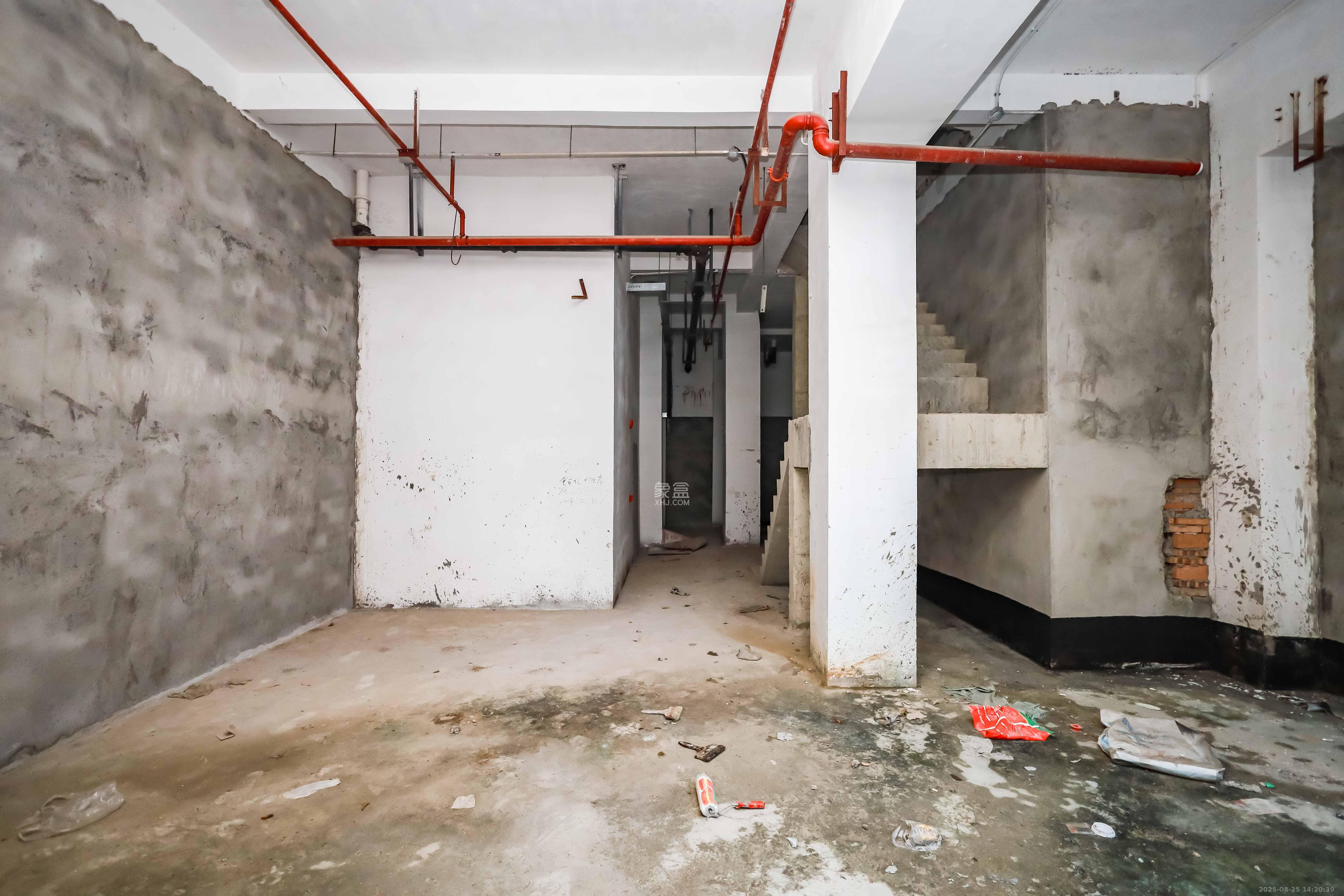 奥克斯缔壹城 3室2厅2卫 270.0万 奥克斯缔壹城 3室2厅2卫 270.0万其他