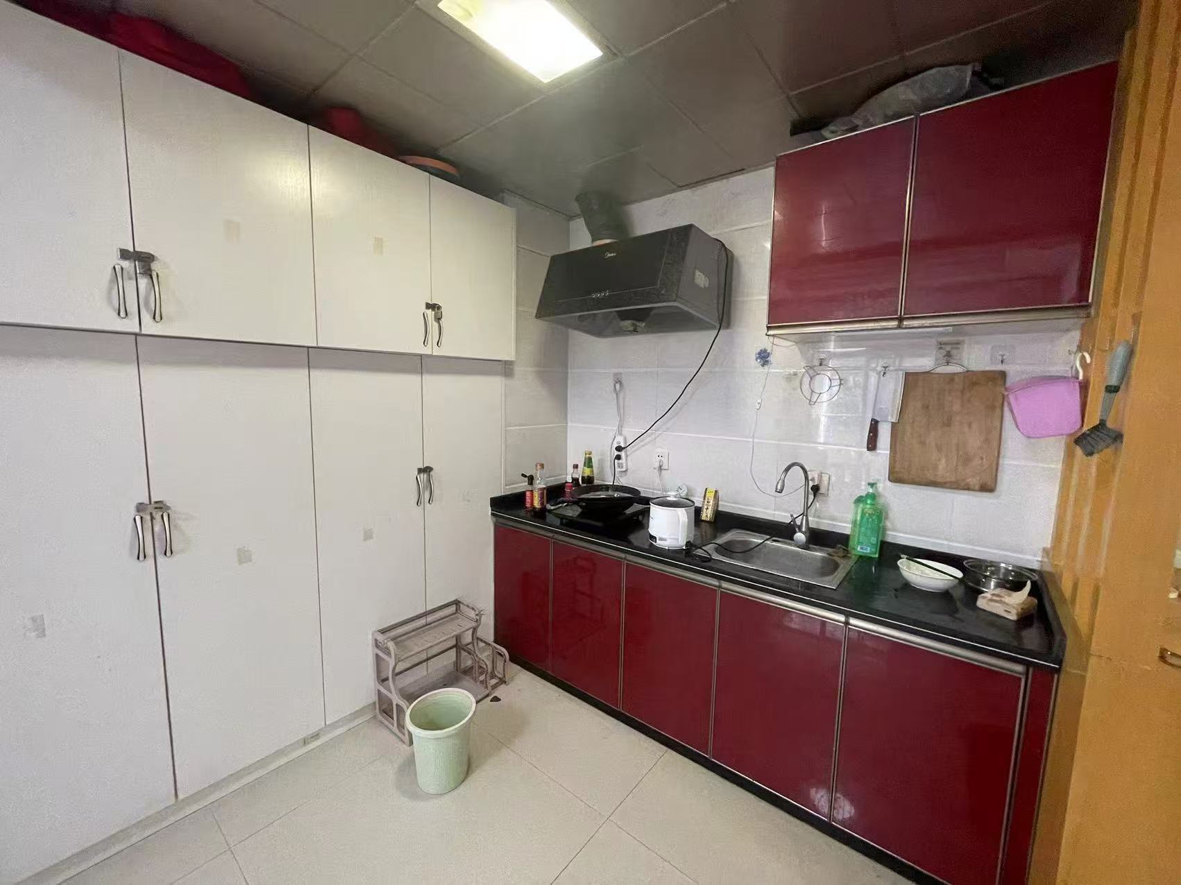 天门壹号 1室1厅1卫 1100.0元/月 天门壹号 1室1厅1卫 1100.0元/月室内图