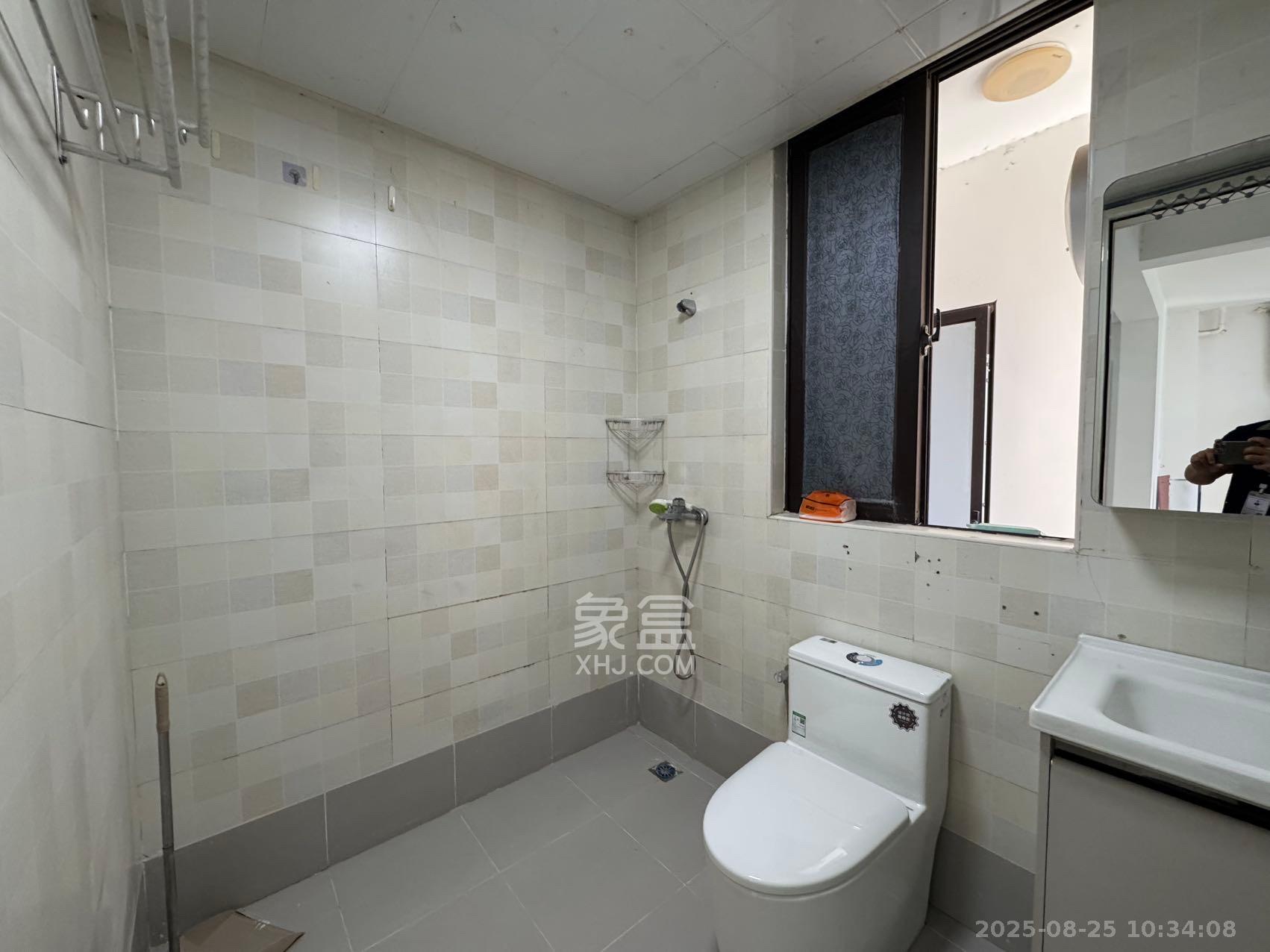 锦天金岸雅苑 3室1厅1卫 2600.0元/月 锦天金岸雅苑 3室1厅1卫 2600.0元/月室内图