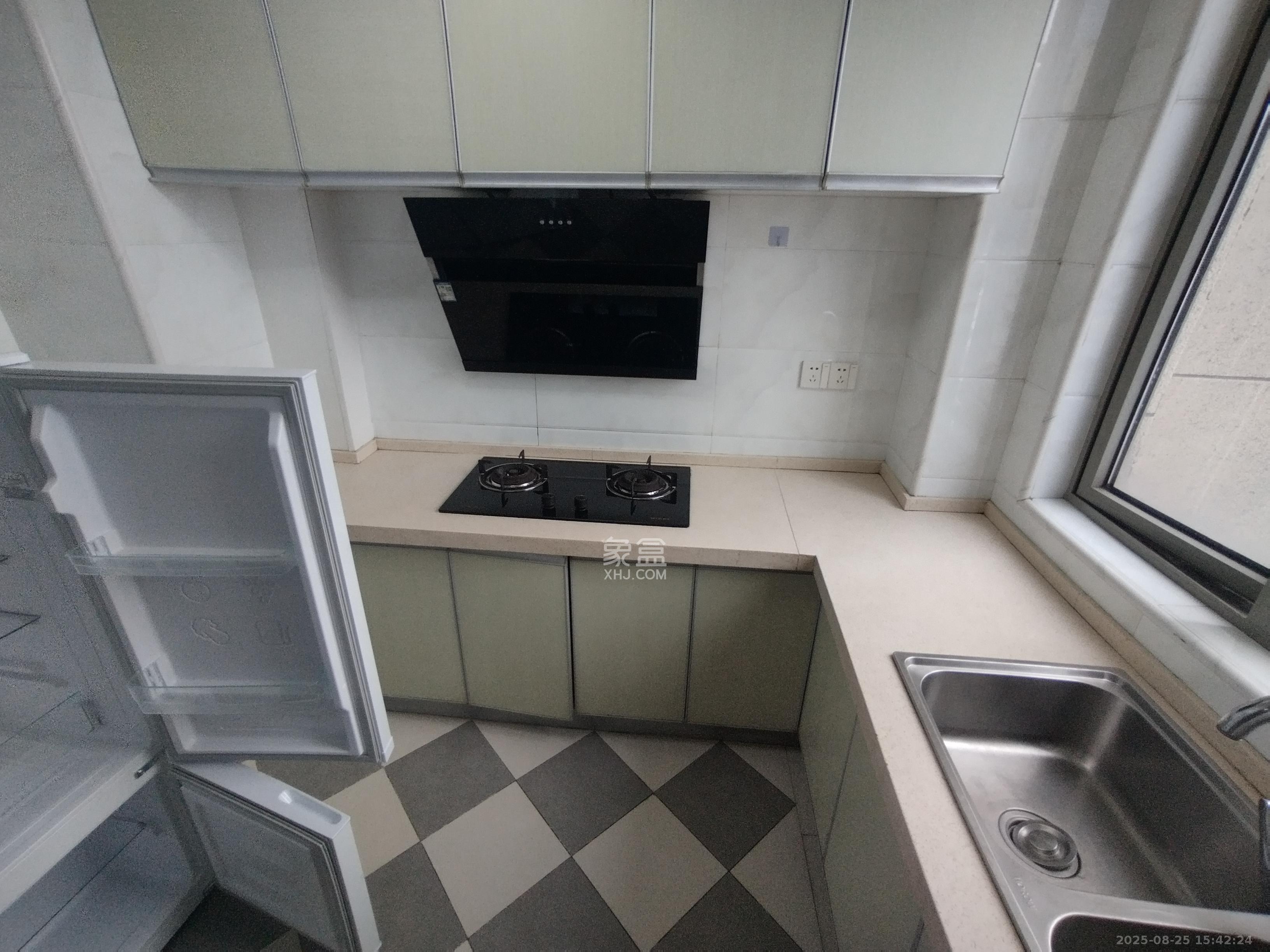 梅溪湖金茂悦(金悦雅苑) 4室1厅2卫 3500.0元/月 梅溪湖金茂悦(金悦雅苑) 4室1厅2卫 3500.0元/月室内图