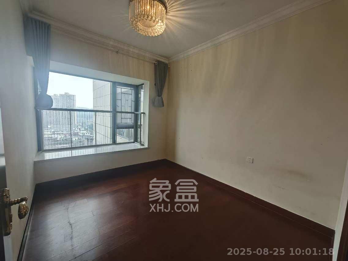 恒大御景天下城一期  3室2厅2卫   2200.00元/月室内图