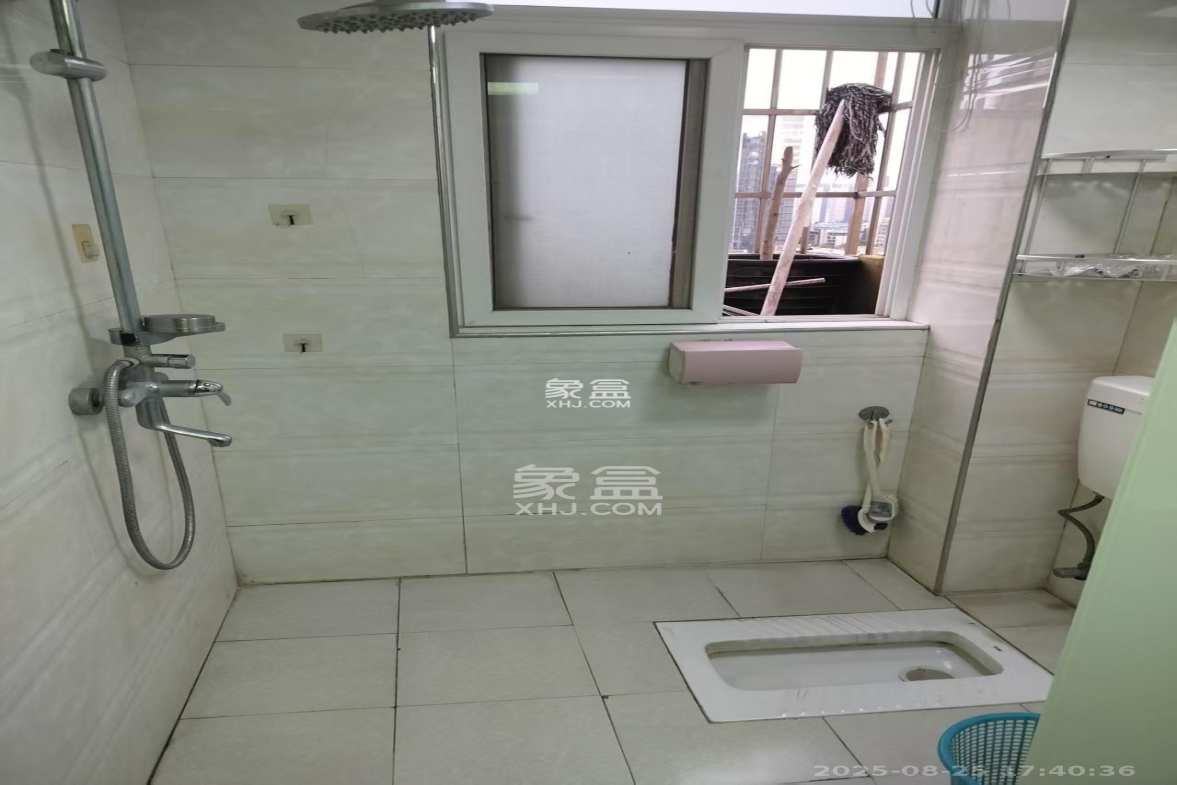 谷山乐园二期  2室2厅1卫    1800.0元/月 谷山乐园二期  2室2厅1卫    1800.0元/月室内图