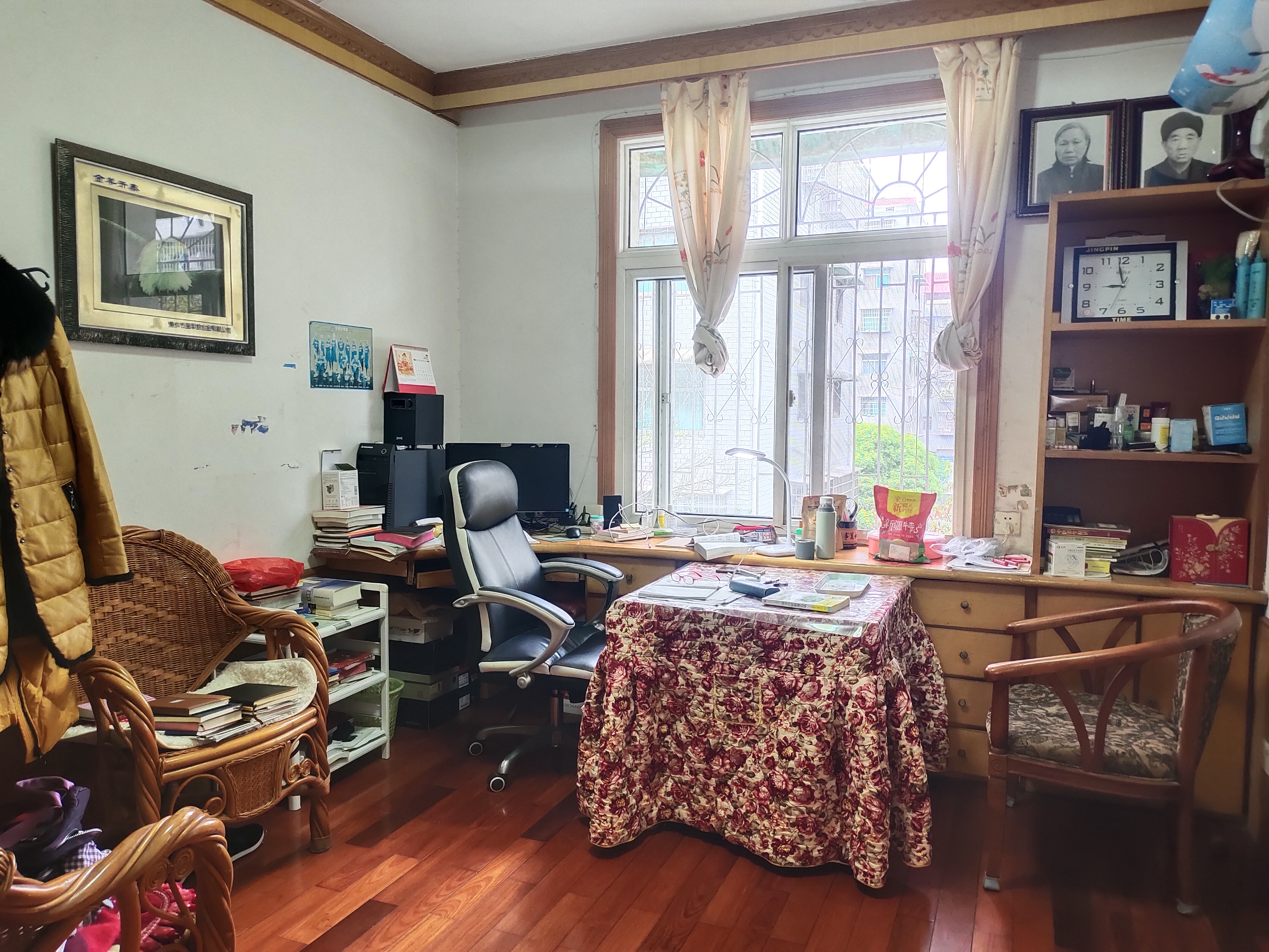 娄星北路市建安公司院内 3室1厅1卫 45.8万 娄星北路市建安公司院内 3室1厅1卫 45.8万客厅