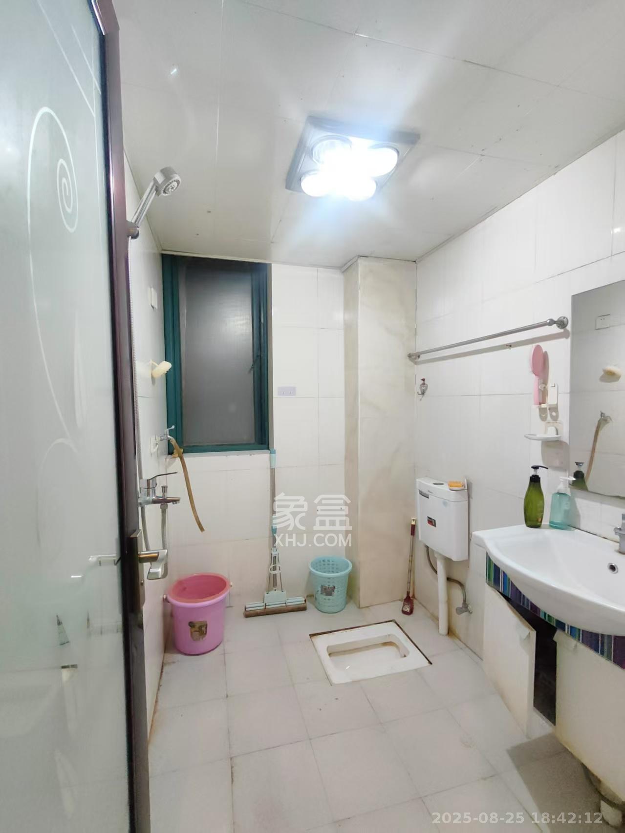 大为时代家园  2室2厅1卫    1600.0元/月 大为时代家园  2室2厅1卫    1600.0元/月室内图