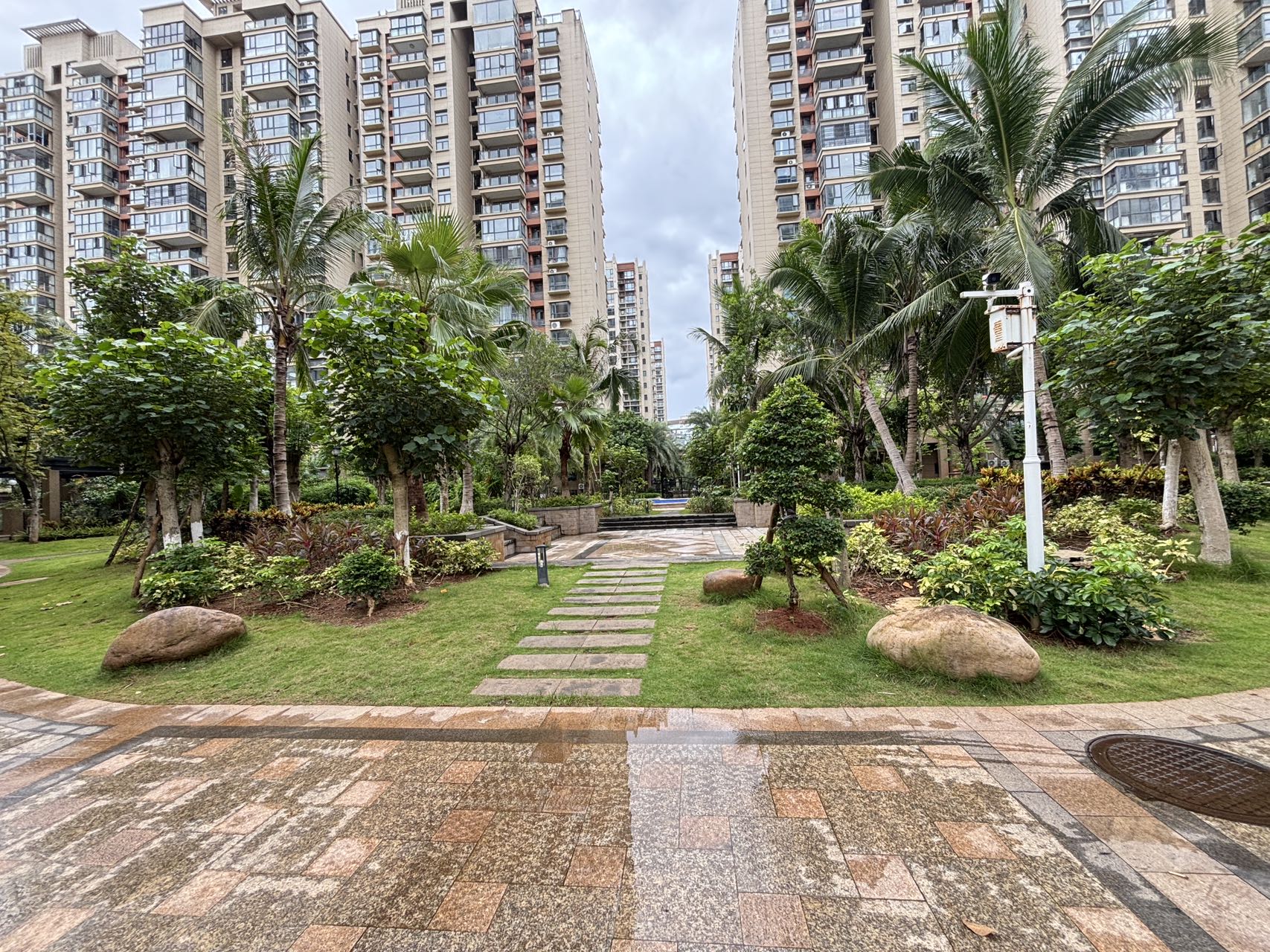 伊泰天骄二期 2室2厅1卫 2500.0元/月 伊泰天骄二期 2室2厅1卫 2500.0元/月小区图