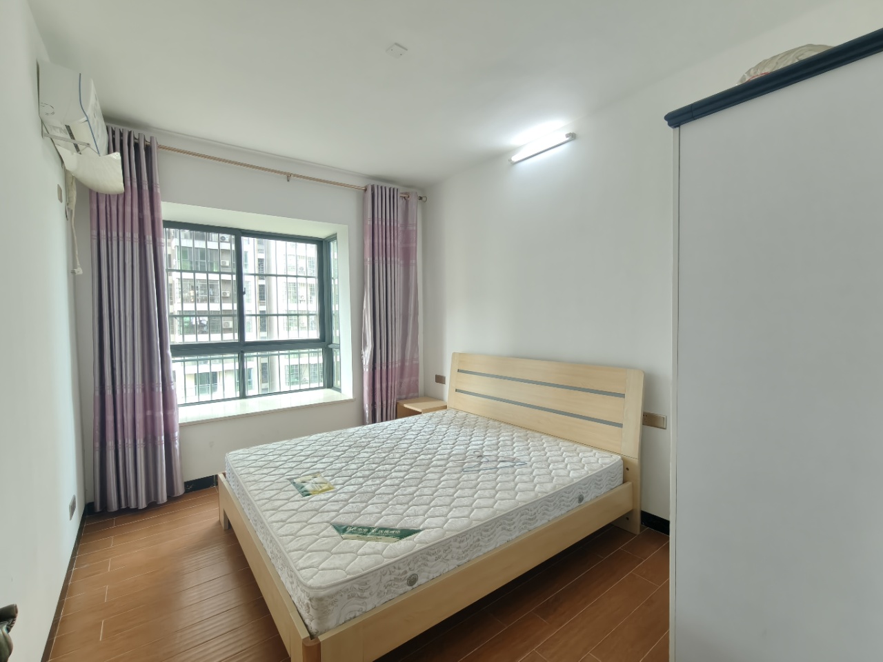 文博府B区  3室2厅2卫   2800.00元/月室内图