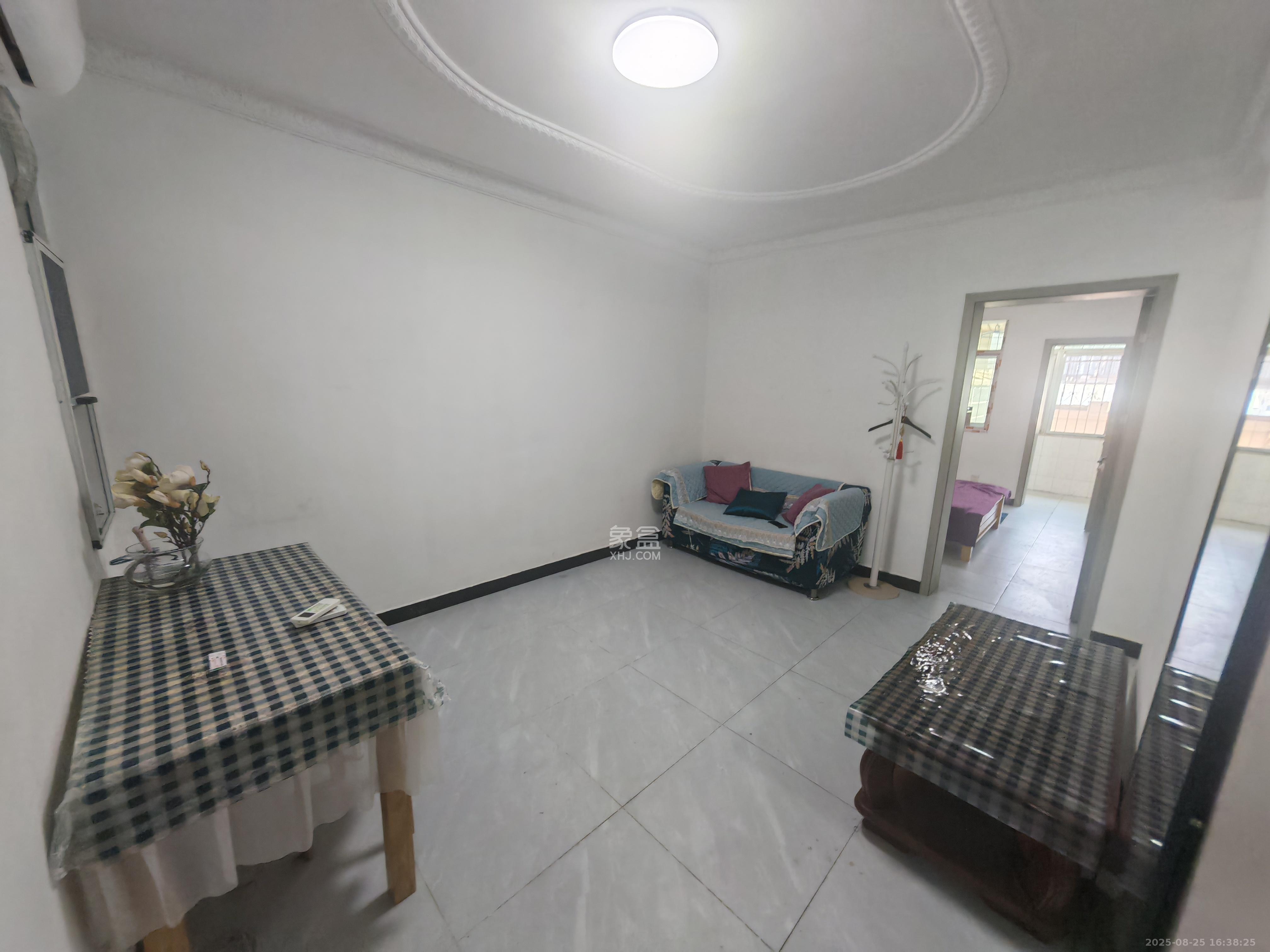 大众公寓(人人家宿舍) 2室1厅1卫 1500.0元/月 大众公寓(人人家宿舍) 2室1厅1卫 1500.0元/月室内图