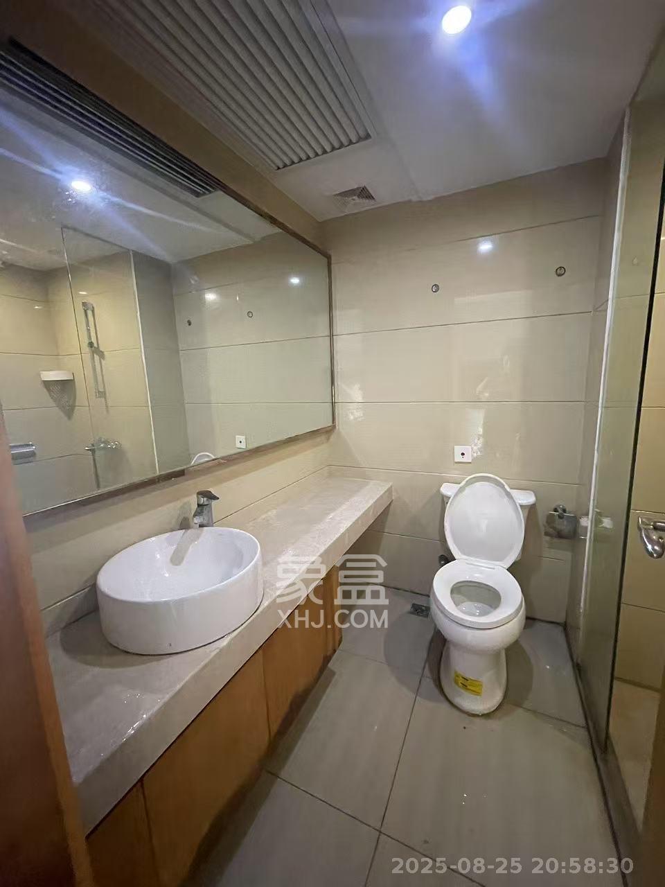 五一钻界  1室1厅1卫    2200.0元/月 五一钻界  1室1厅1卫    2200.0元/月室内图