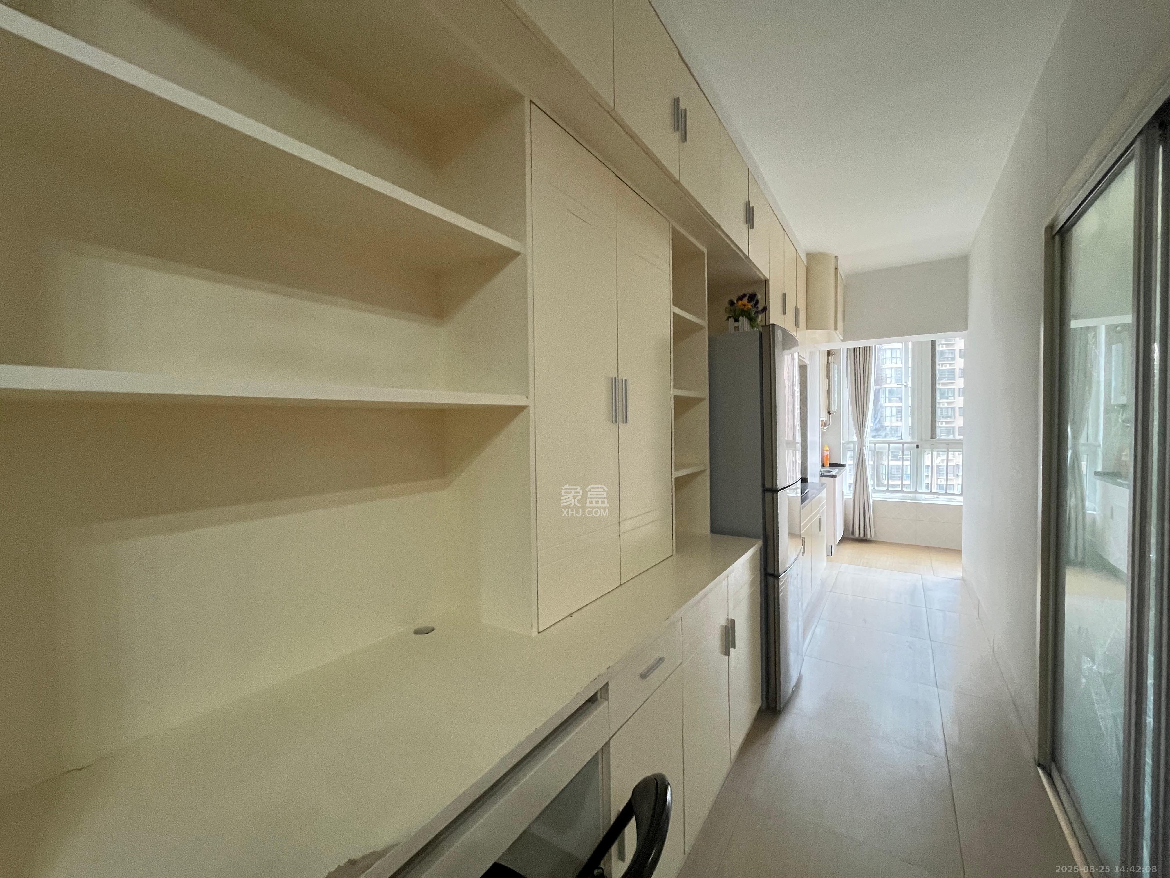 先锋东外滩 1室1厅1卫 1600.0元/月 先锋东外滩 1室1厅1卫 1600.0元/月室内图