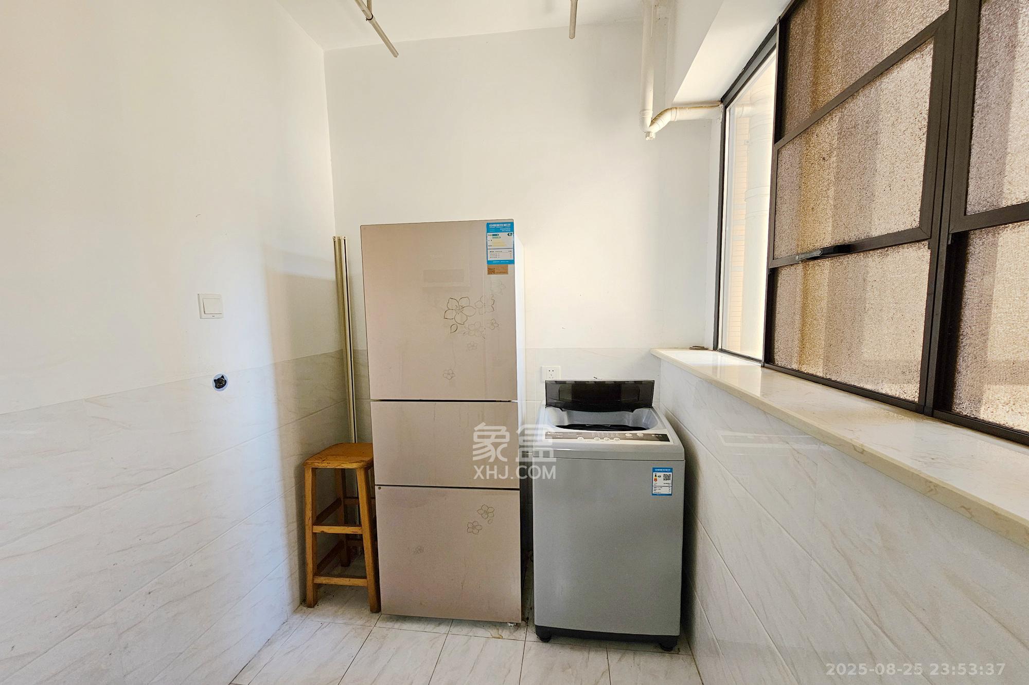 阳光城尚东湾学园区  2室1厅1卫    70.0万 阳光城尚东湾学园区  2室1厅1卫    70.0万其他