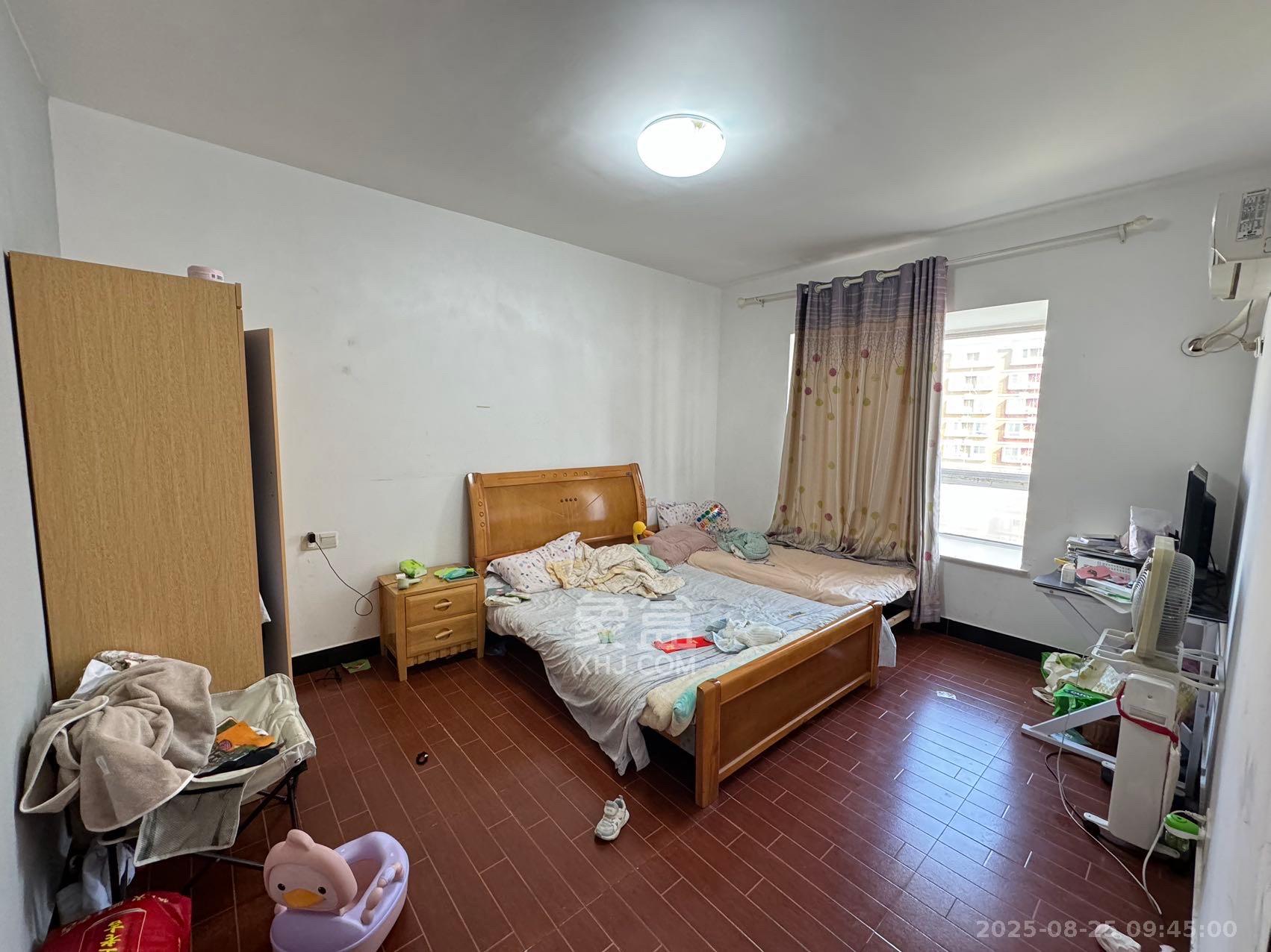 理工大学职工单位房青年汇 2室2厅1卫 1800.0元/月 理工大学职工单位房青年汇 2室2厅1卫 1800.0元/月室内图