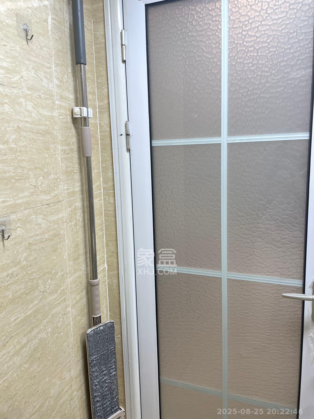 五江天街北区  1室1厅1卫    1400.0元/月室内图