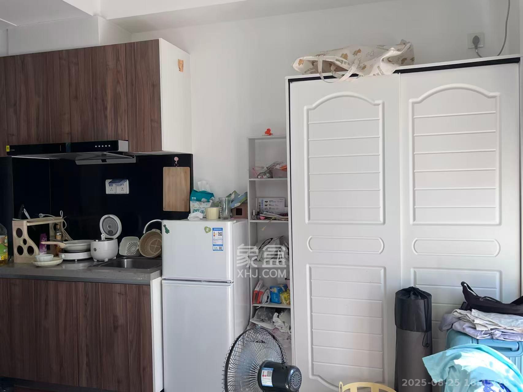 荣泰广场  1室1厅1卫    1400.0元/月室内图