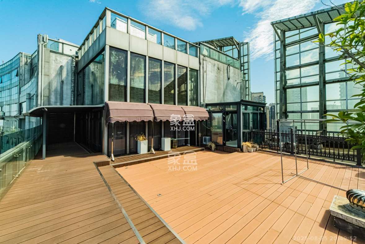 北辰定江洋  5室3厅4卫    918.0万 北辰定江洋  5室3厅4卫    918.0万阳台