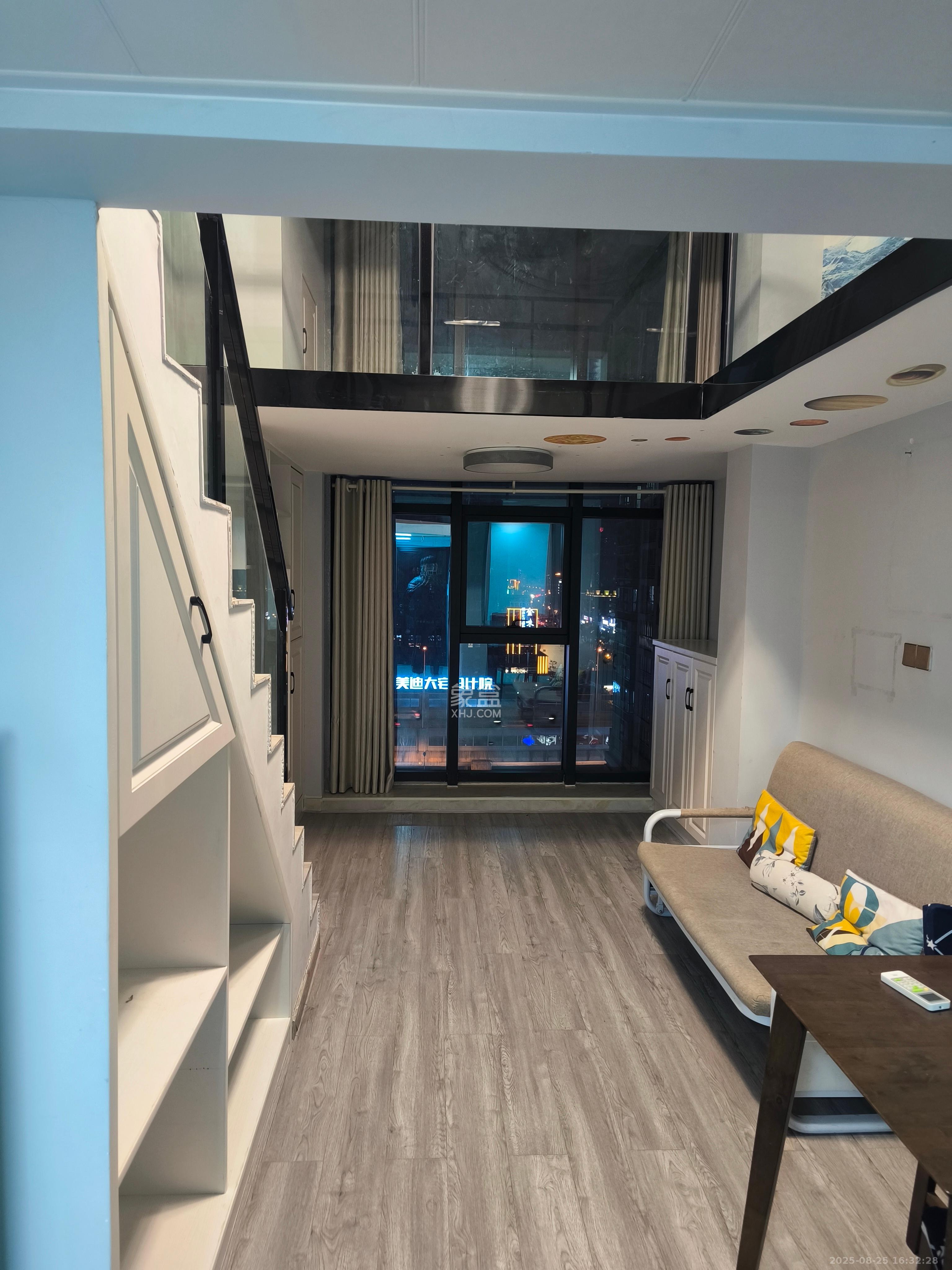 东盈商业广场(华泉城市广场)  1室1厅1卫    2300.0元/月 东盈商业广场(华泉城市广场)  1室1厅1卫    2300.0元/月户型图